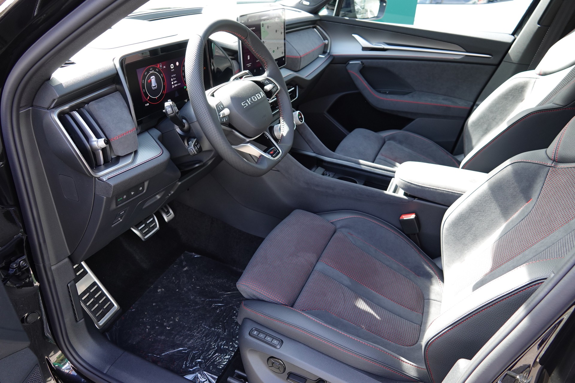 SKODA Kodiaq 2.0 TSI RS-image-8