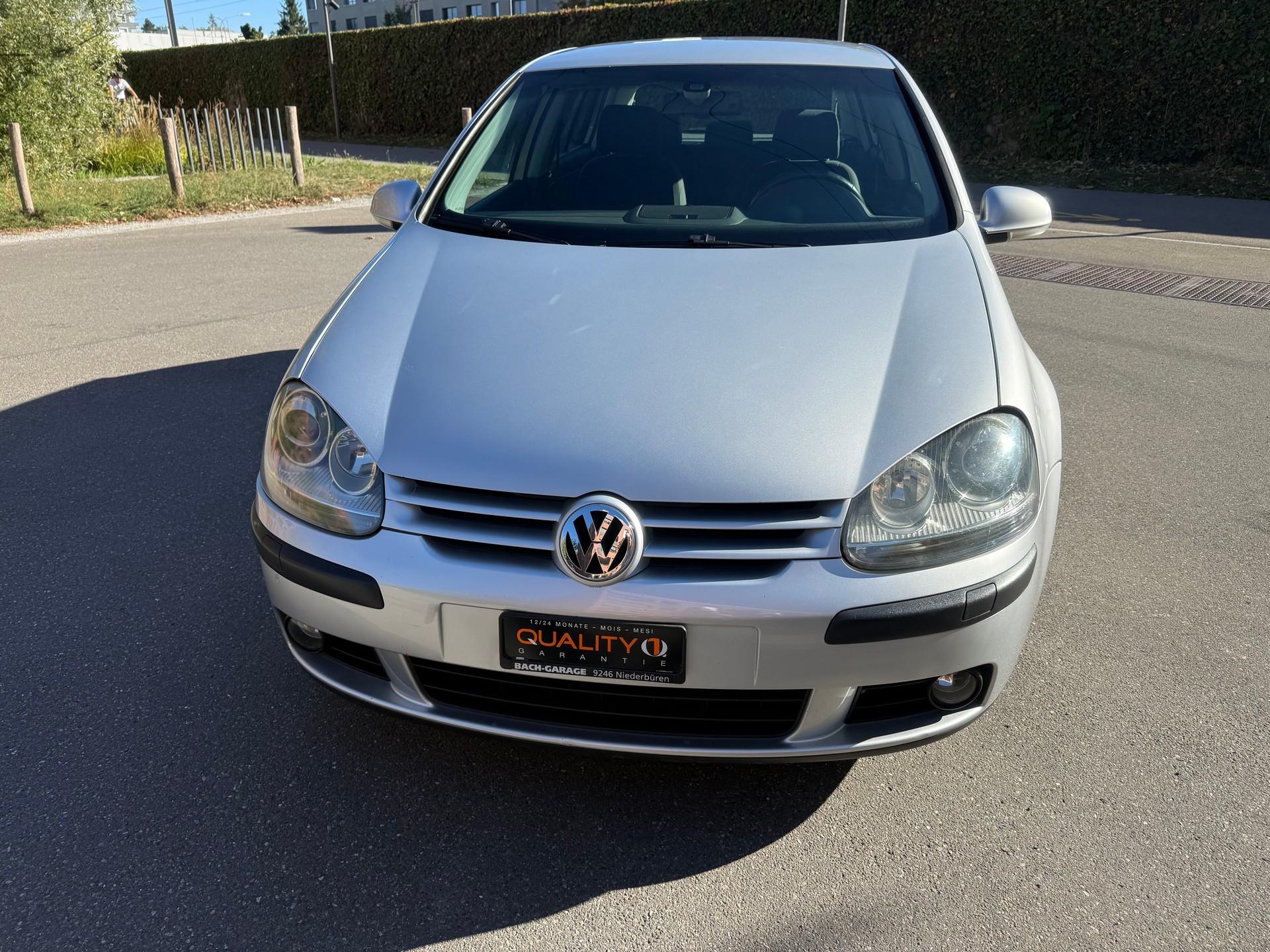 VW Golf 2.0 FSI Sportline-showroom-element-2