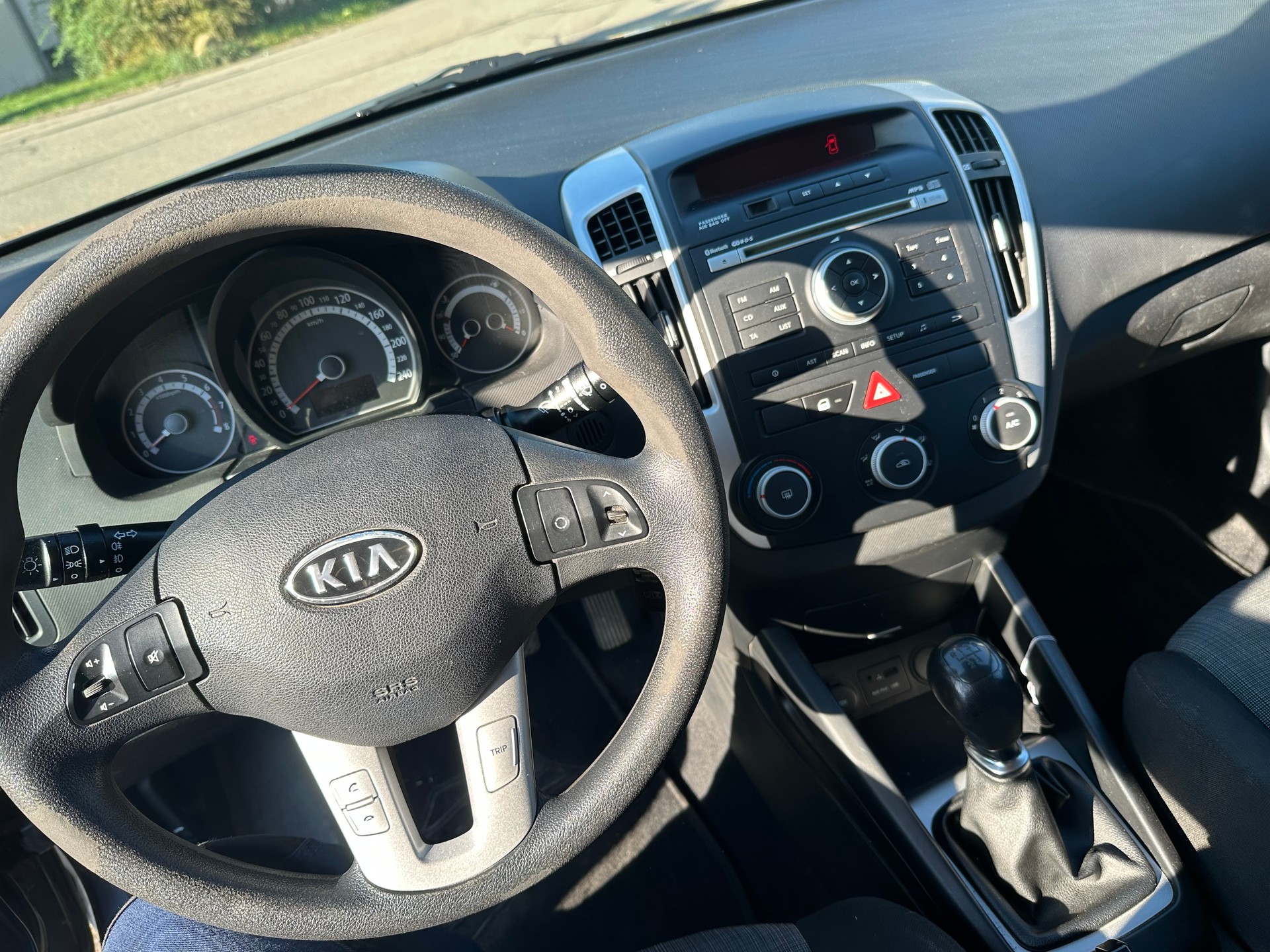 KIA Cee'd Sporty Wagon 1.4 16V _seven-image-9