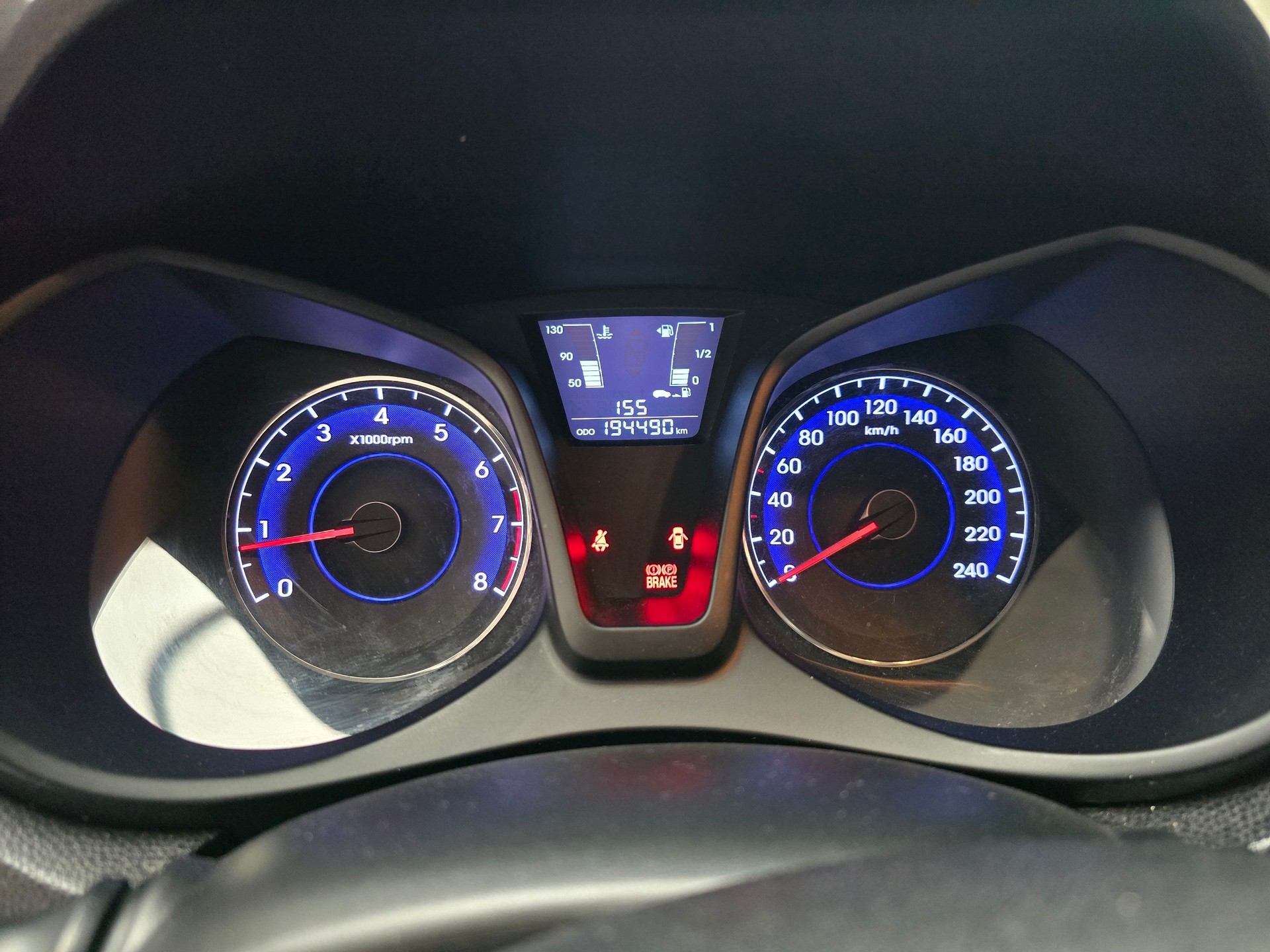 HYUNDAI iX20 1.6 Premium-image-7