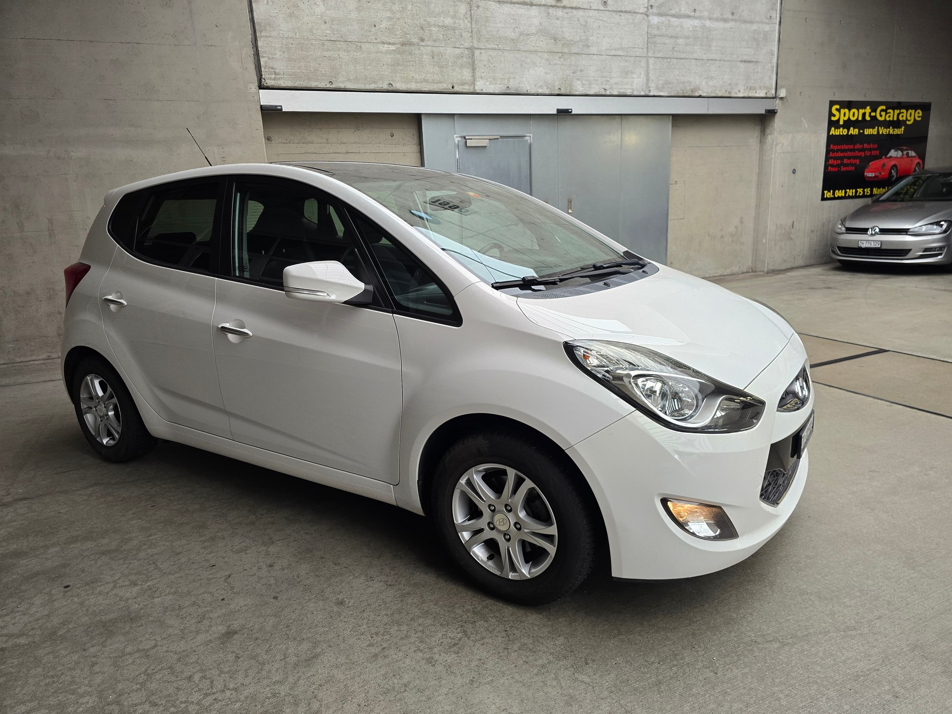 HYUNDAI iX20 1.6 Premium