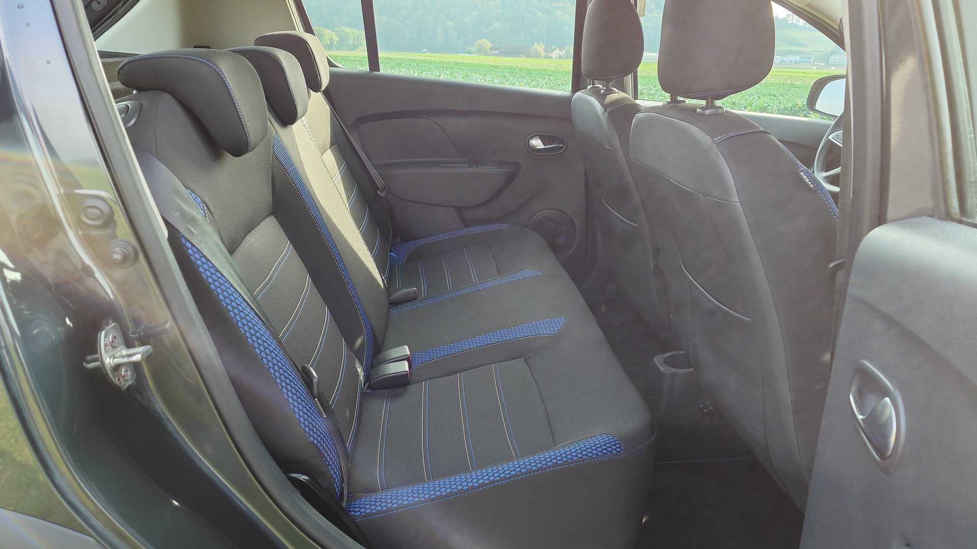 DACIA Sandero Tce 100 Celebration-image-14