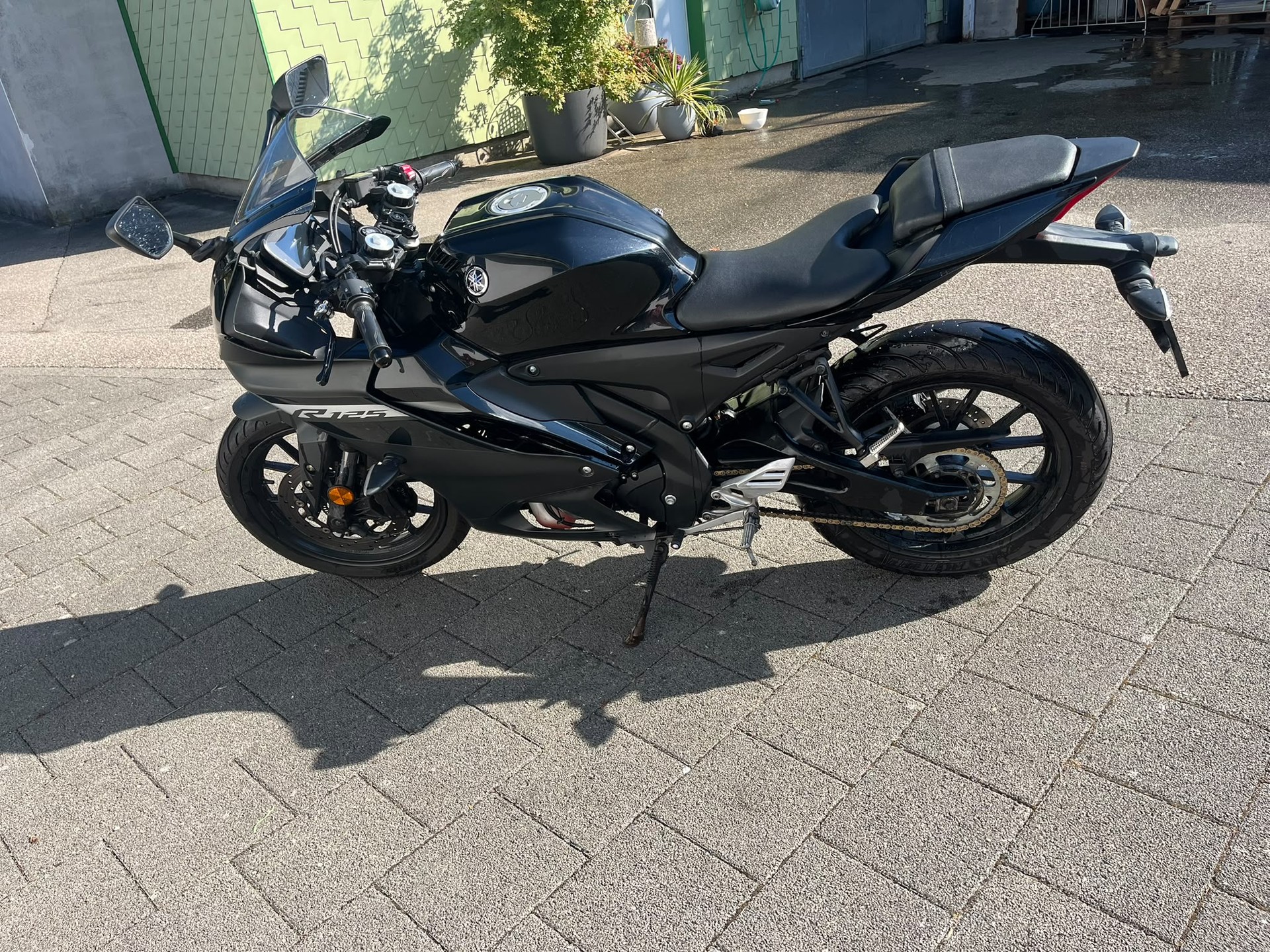 YAMAHA YZF-R 125 ABS-image-7