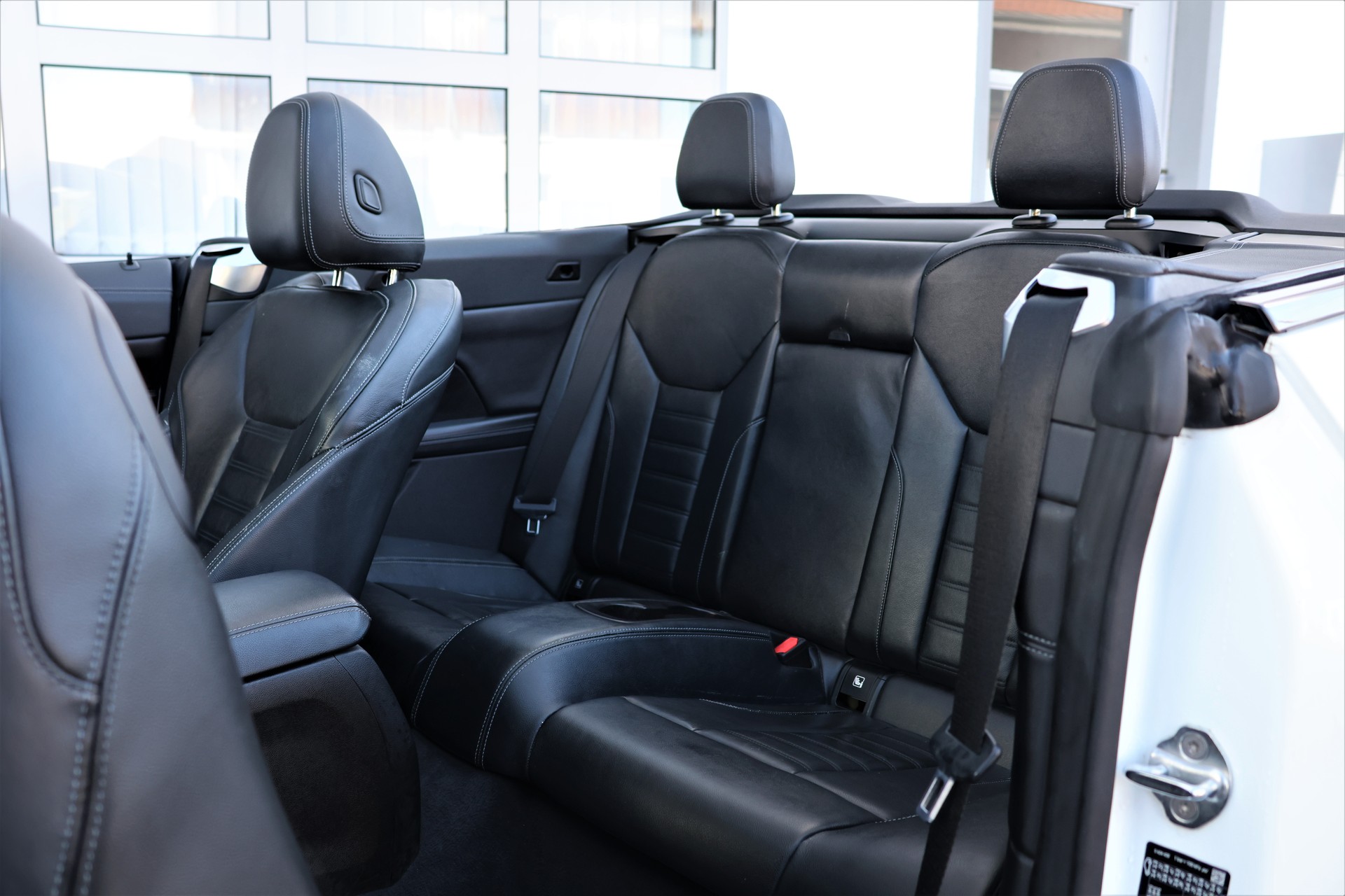 BMW 420i Cabriolet M Sport Steptronic-image-17