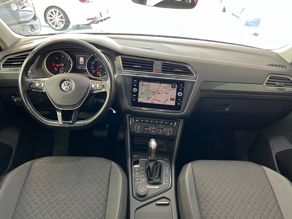 VW Tiguan 2.0 TDI SCR Comfortline 4Motion DSG-image-9