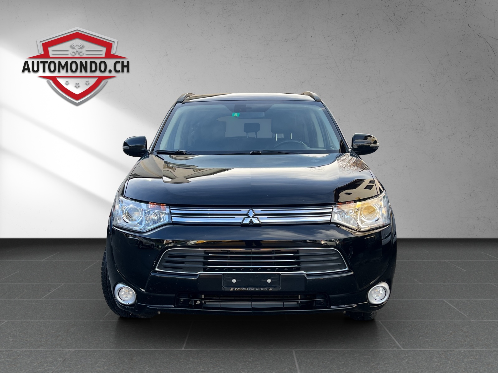 MITSUBISHI Outlander 2.0 PHEV Navigator eAssist-image-2
