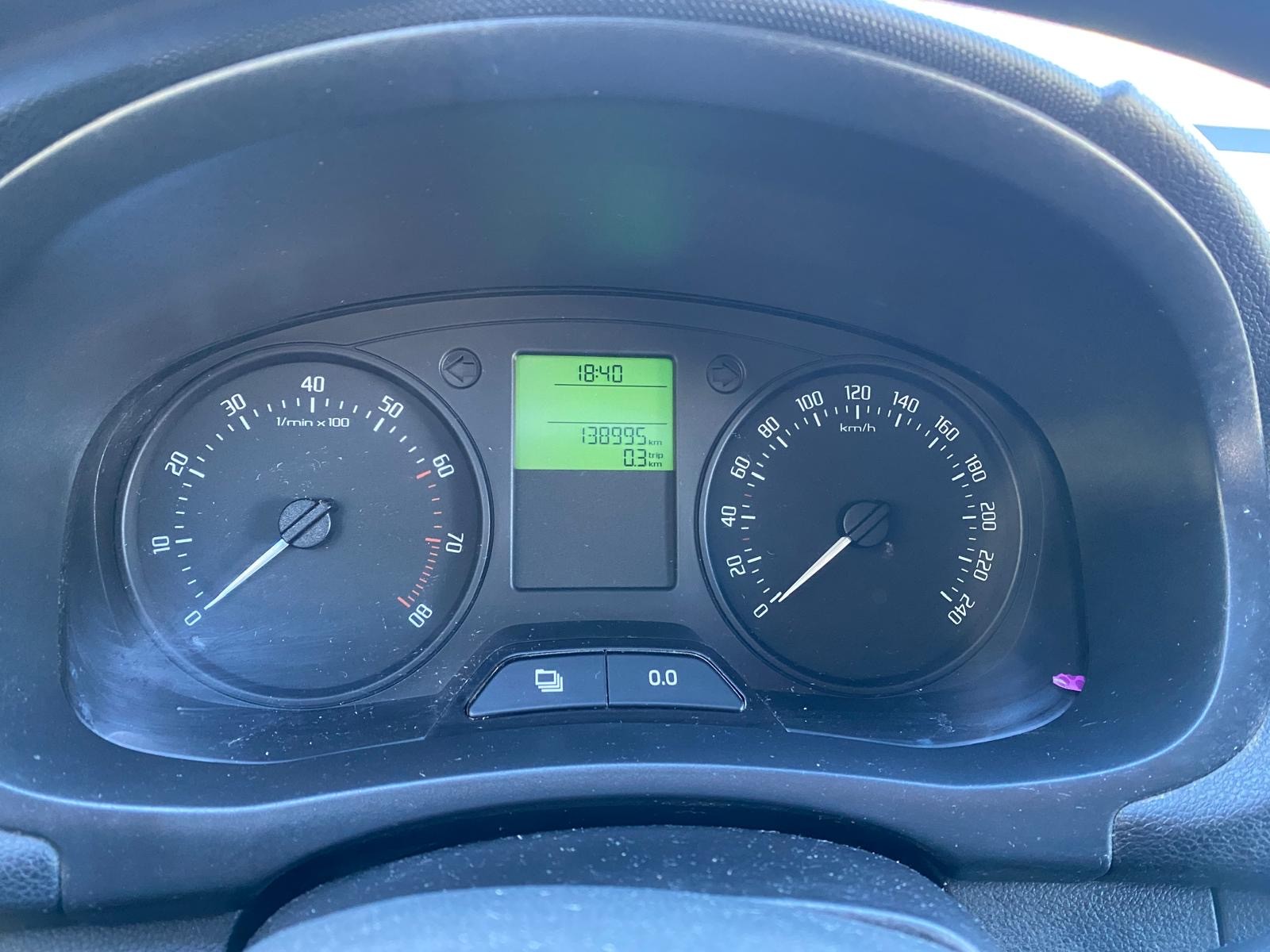 SKODA Praktik 1.2 HTP-image-13