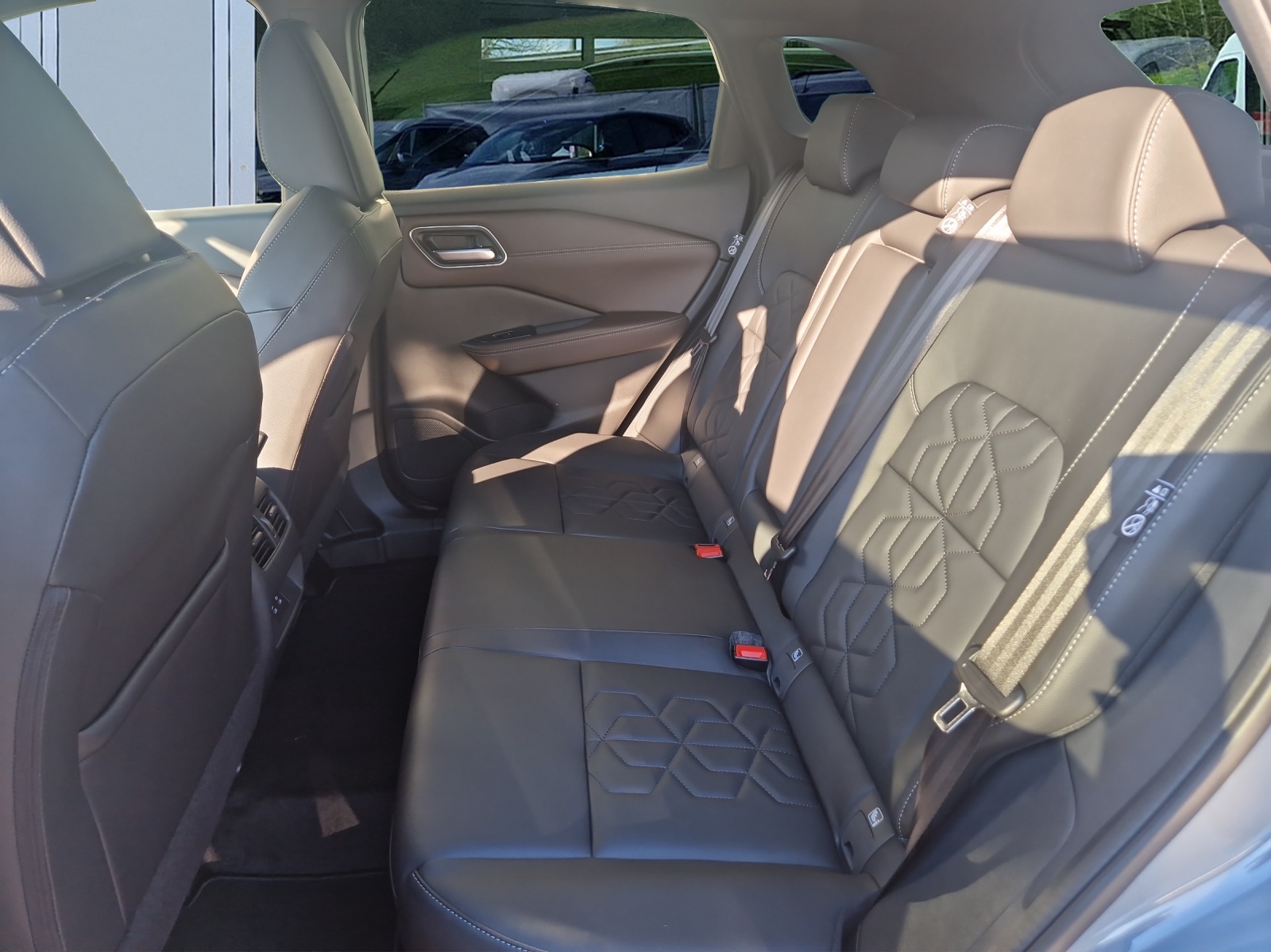 NISSAN Qashqai 1.5 VC-T e-Power Tekna-image-13