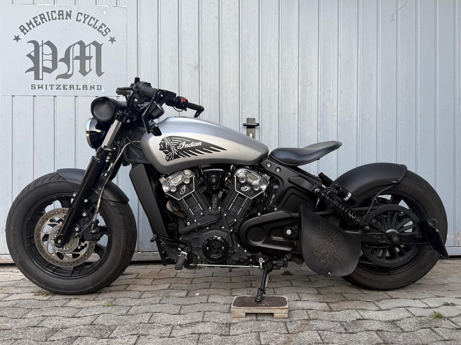 INDIAN Scout Bobber ABS-image-1