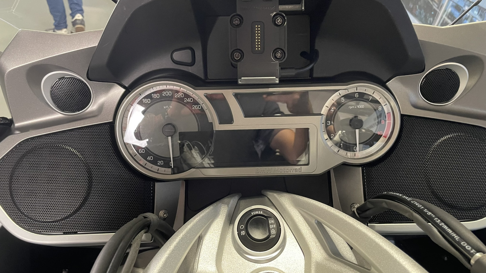 BMW K 1600 GTL-image-6