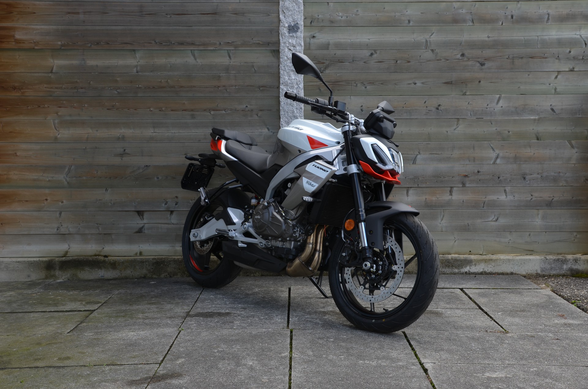 APRILIA Tuono 457 (35kW) E5+-image-1