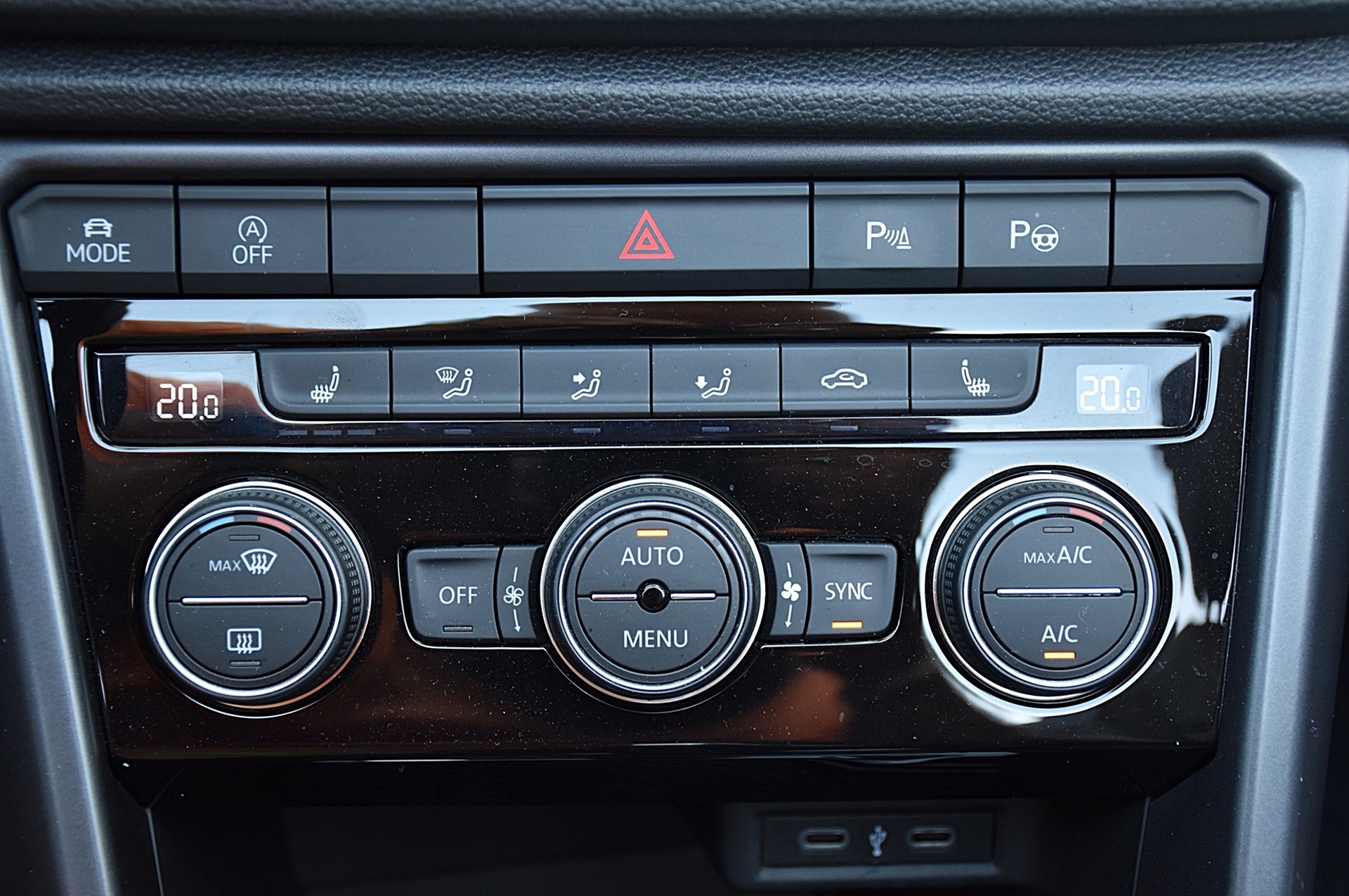 VW T-Roc 1.5 TSI EVO R-Line-image-13