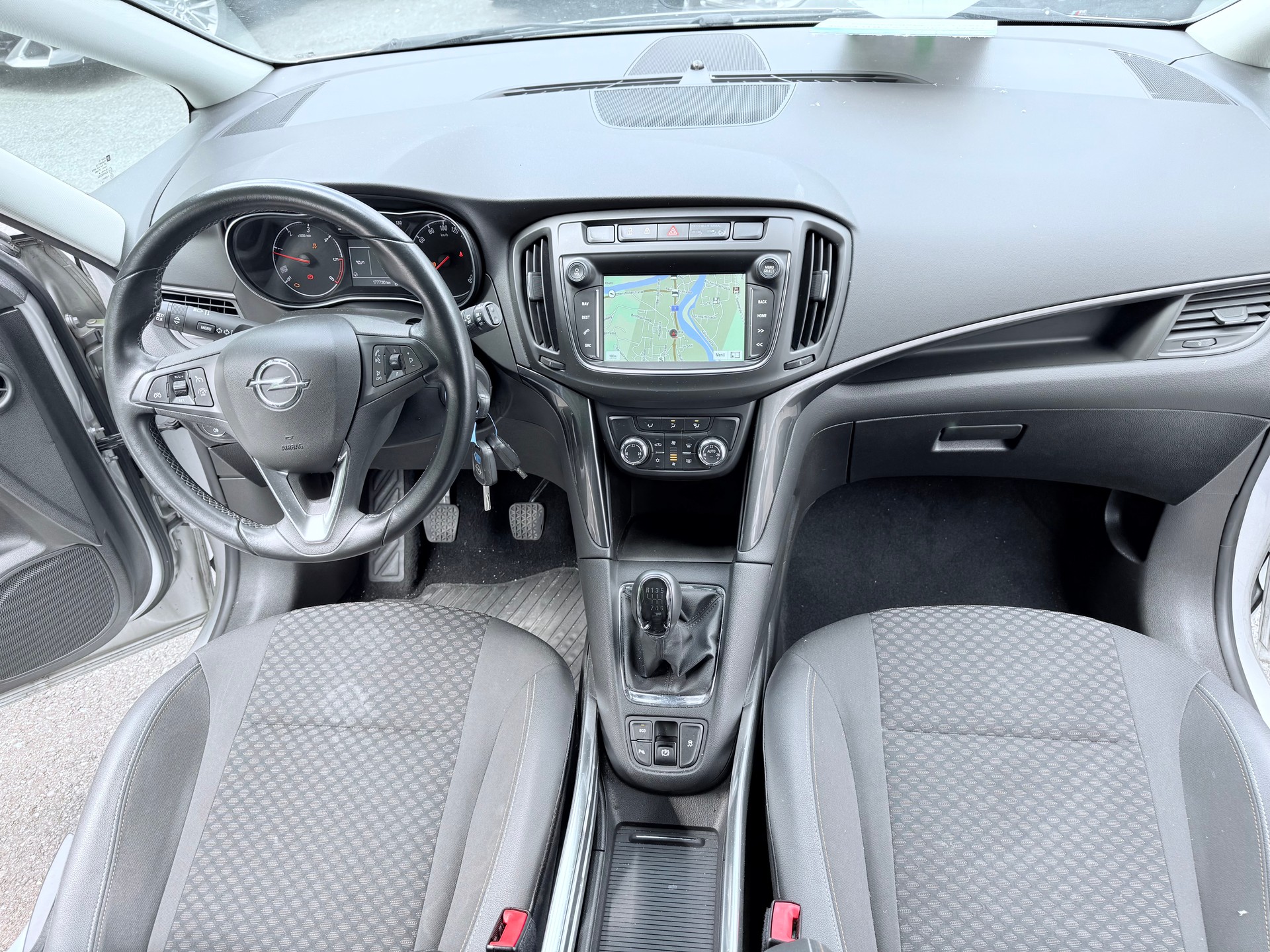 OPEL Zafira 1.6 CDTi Enjoy-image-11