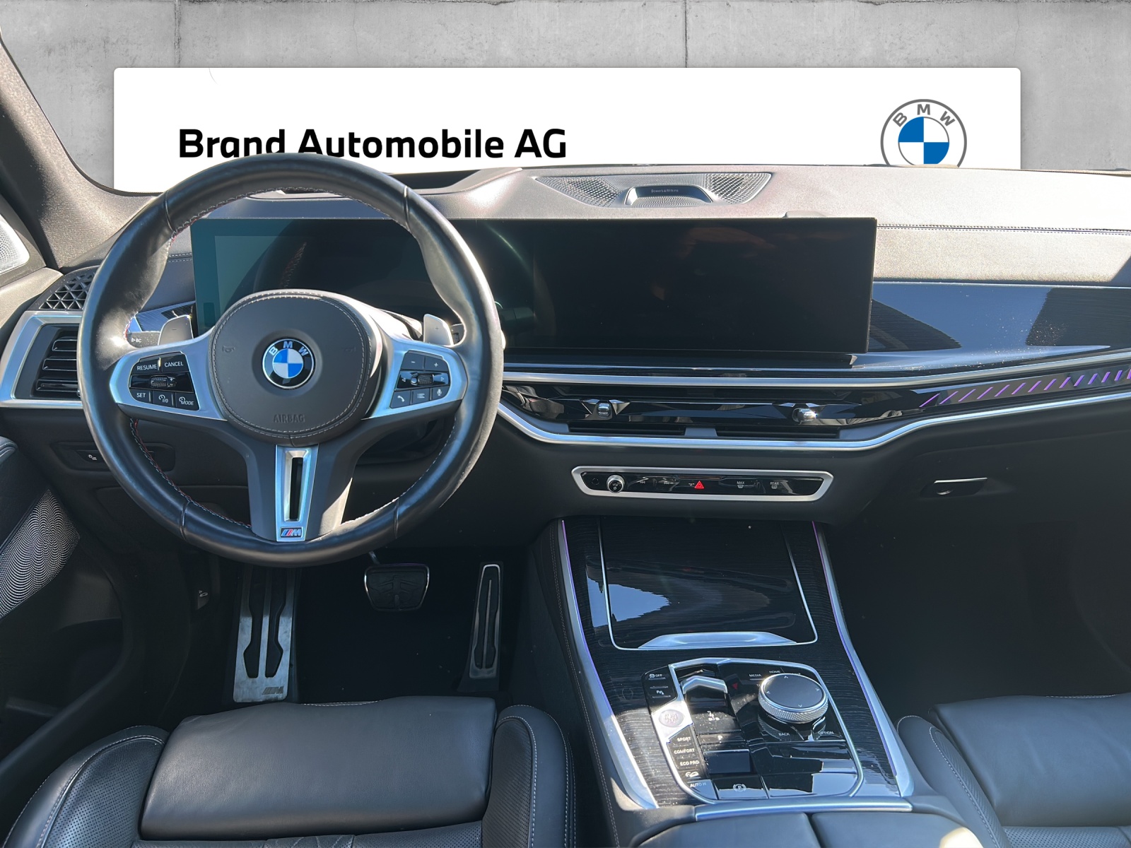 BMW X5 M60i xDrive-image-15