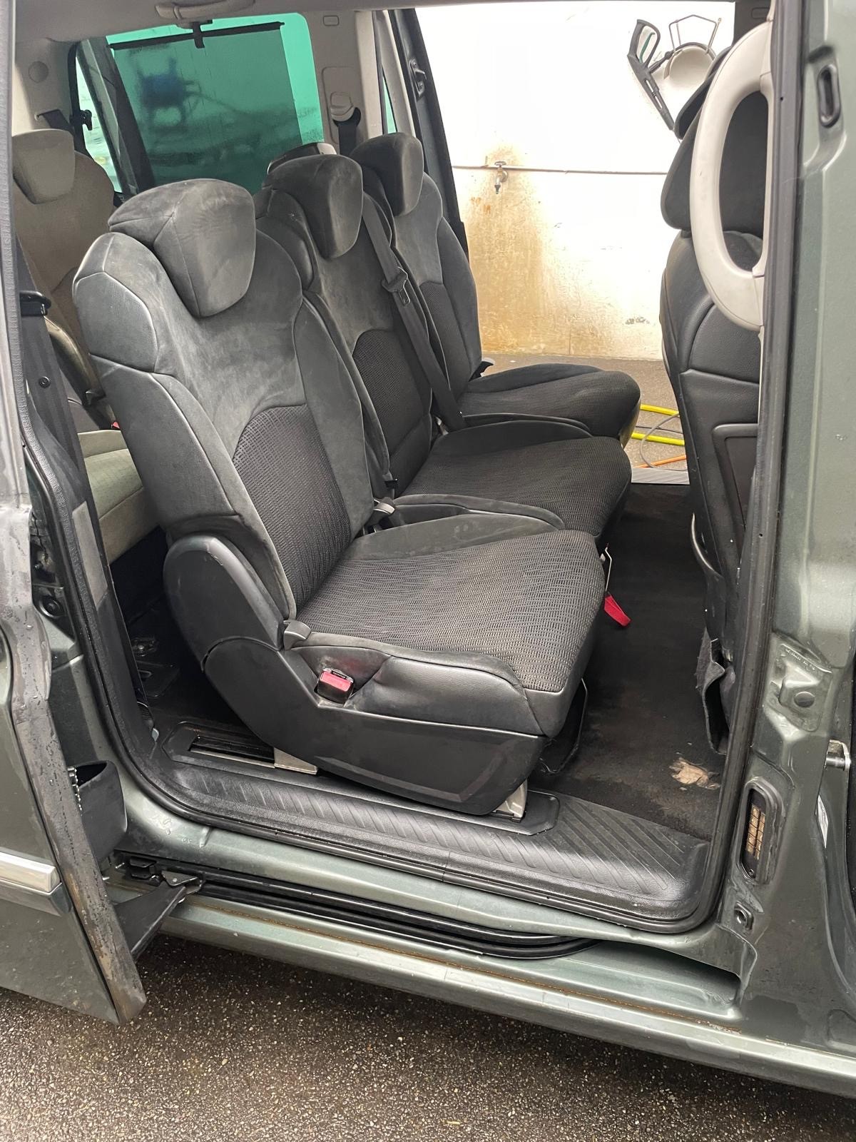 CITROEN C8 2.0 16V HDi Exclusive Automatic-image-15