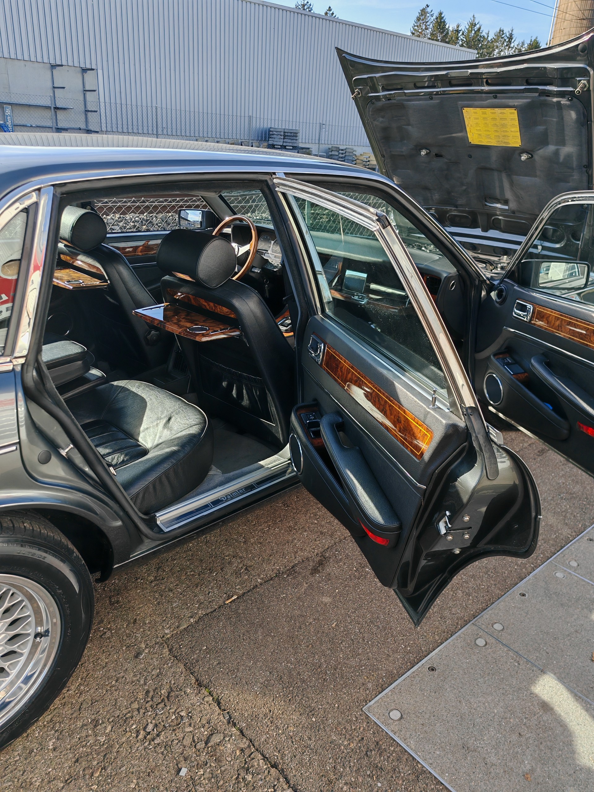 DAIMLER SIX 4.0-image-3