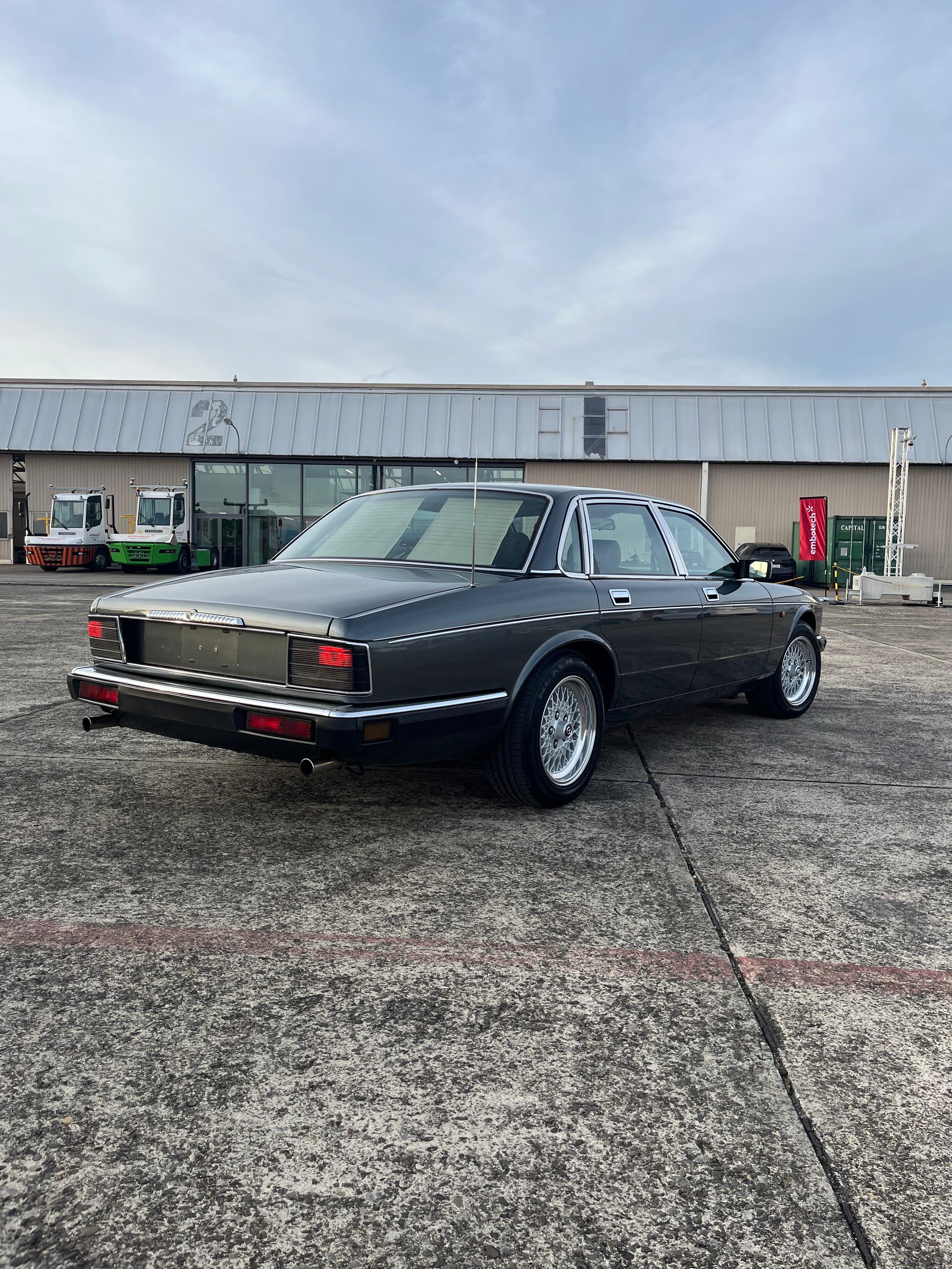 DAIMLER SIX 4.0-image-16