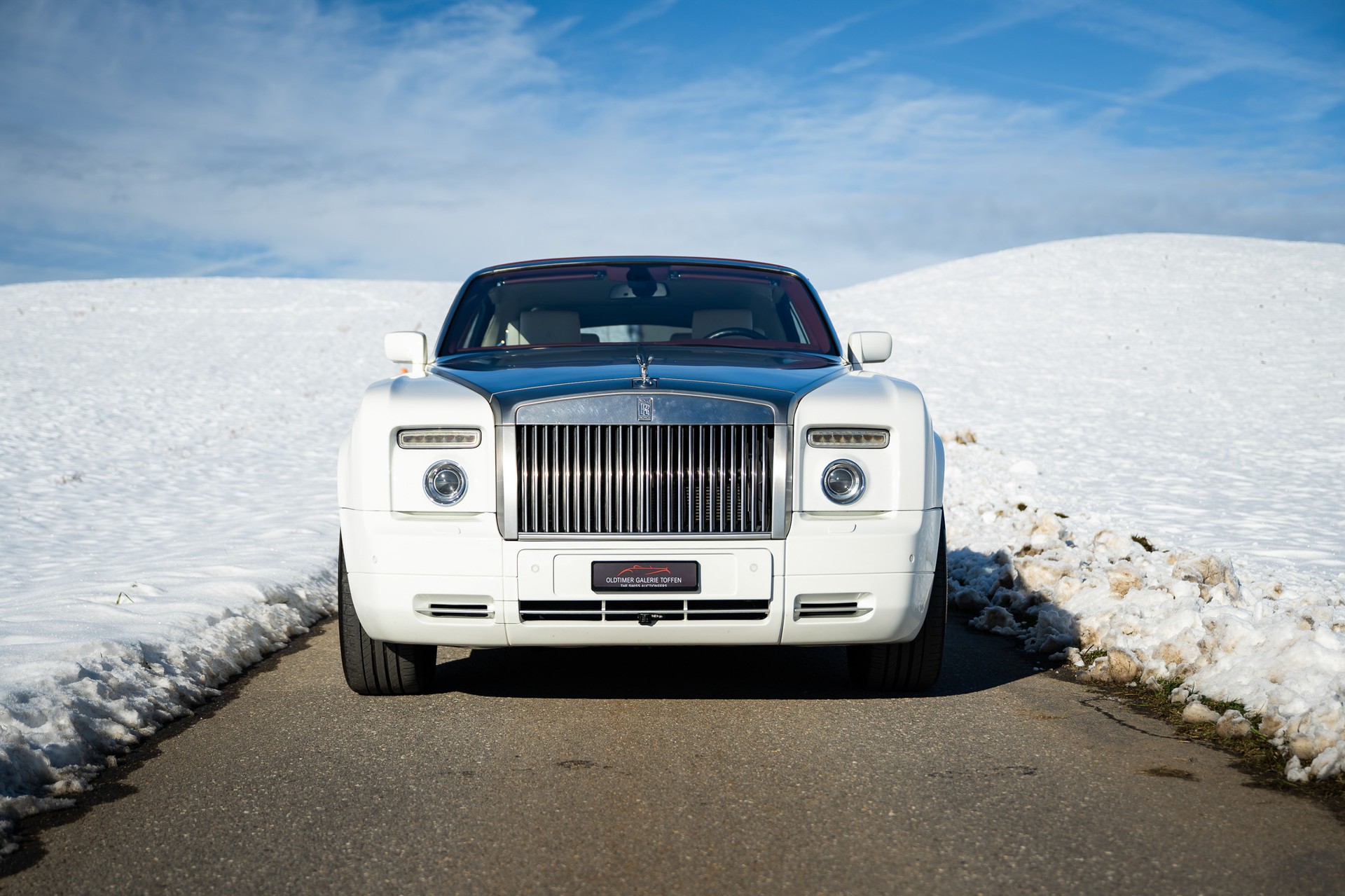 ROLLS-ROYCE Phantom Drophead-image-2