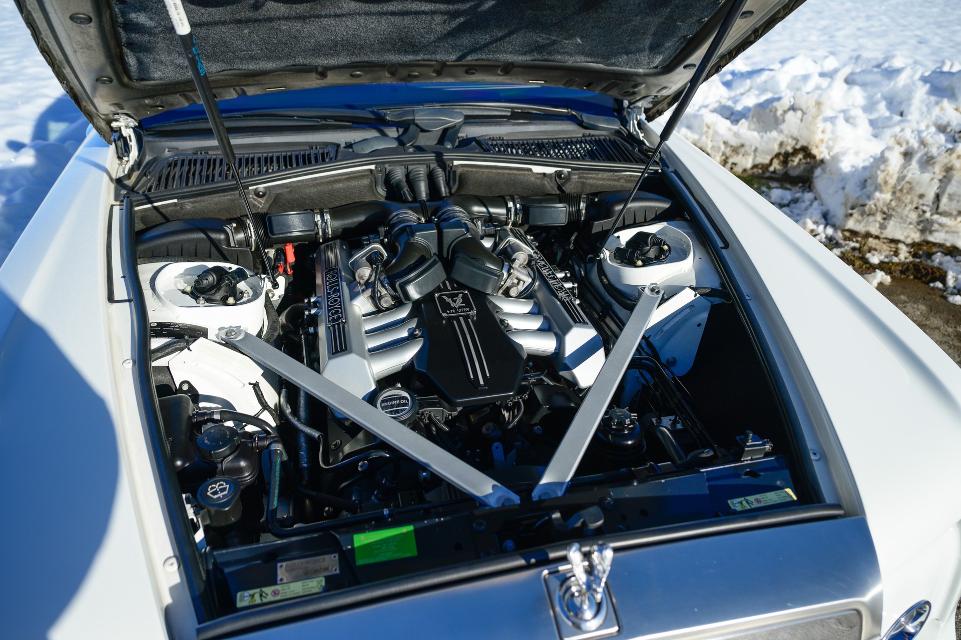 ROLLS-ROYCE Phantom Drophead-image-4