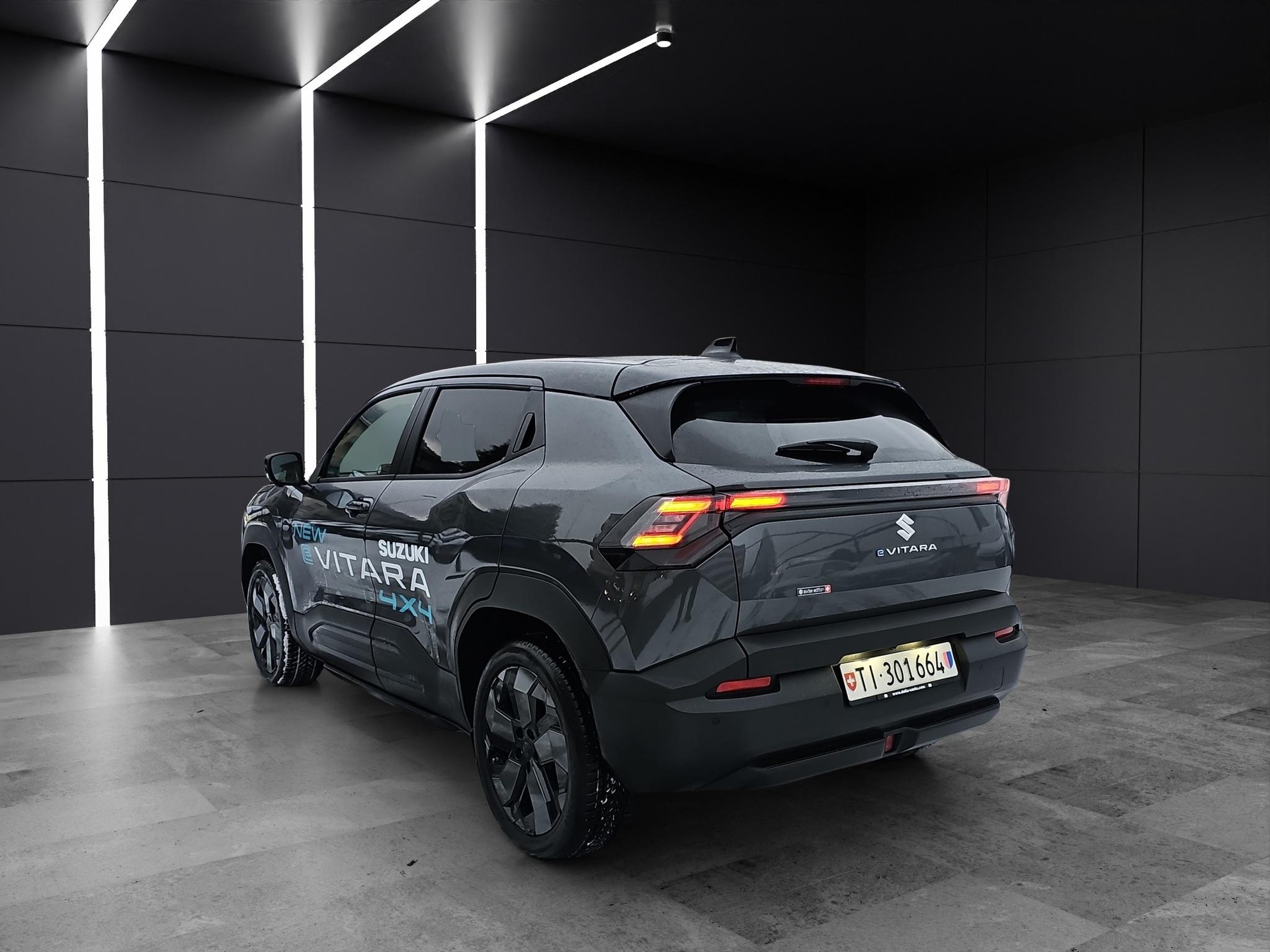 SUZUKI e Vitara Compact Top 4x4-showroom-element-2