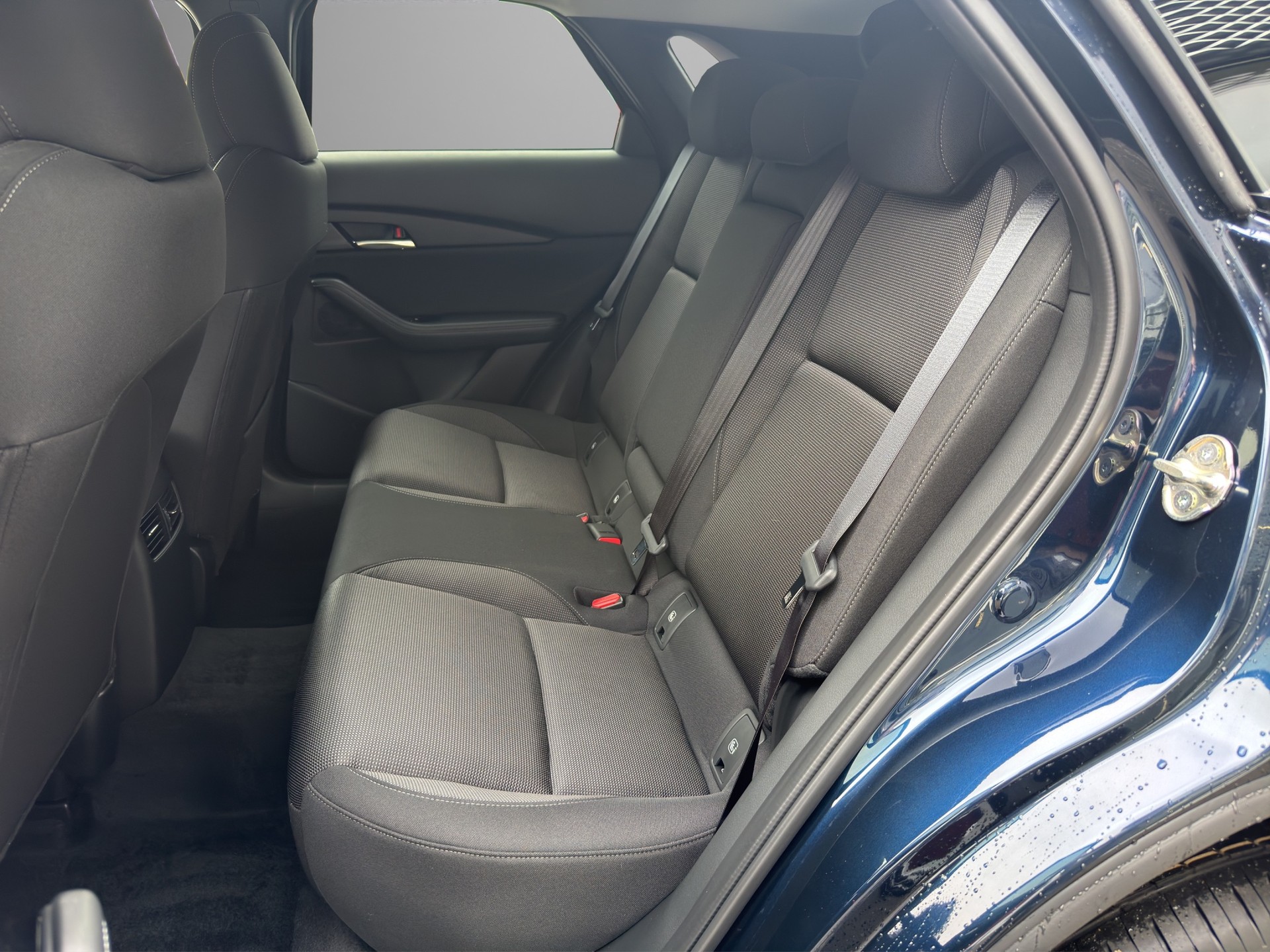 MAZDA CX-30 SKYACTIV-G 140 M Hybrid Exclusive Line FWD AT-image-9