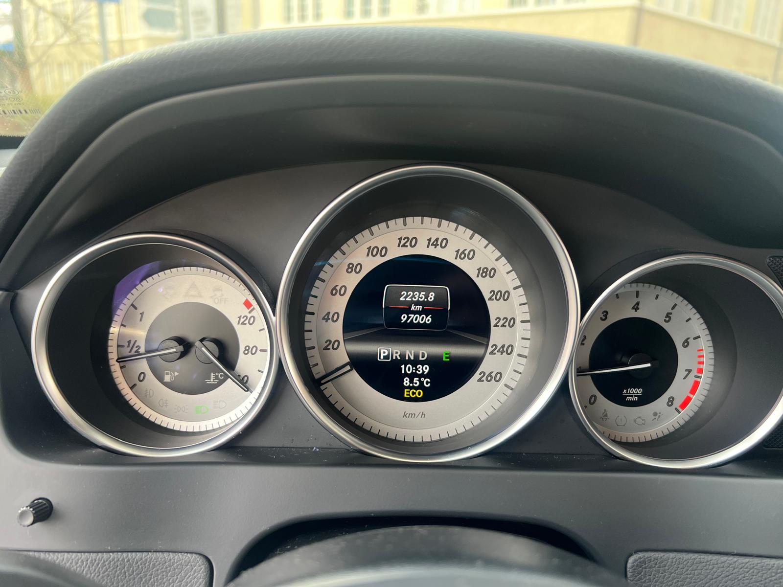 MERCEDES-BENZ C 250 Coupé 7G-Tronic-image-8