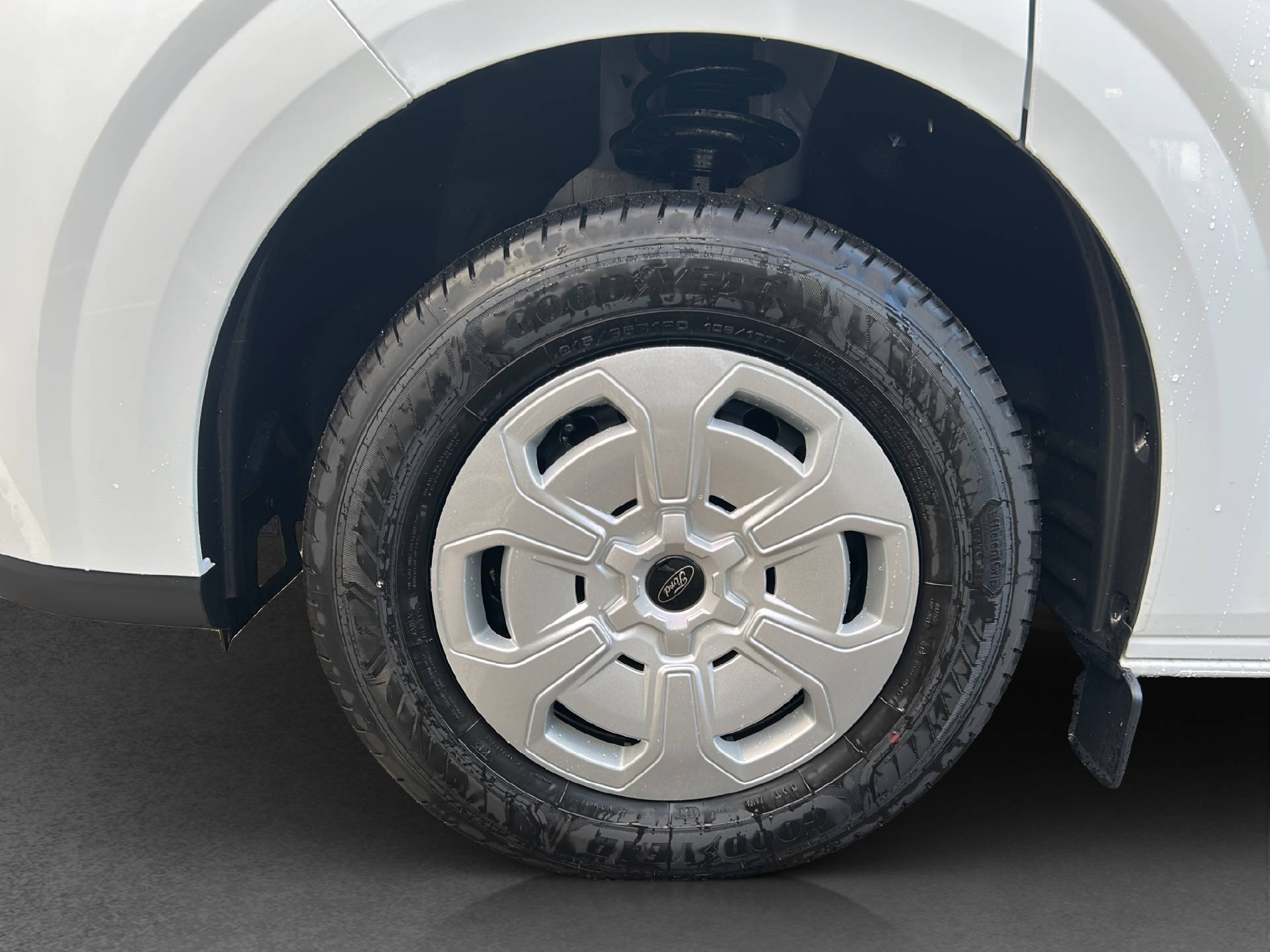 FORD Transit Custom Van 280 L1 2.0 EcoBlue 136 Trend-image-22