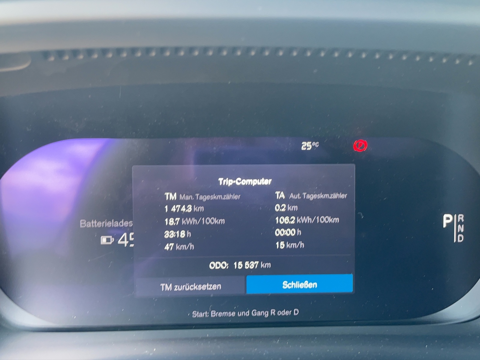 VOLVO C40 P8 Twin Recharge Ultimate AWD-image-9