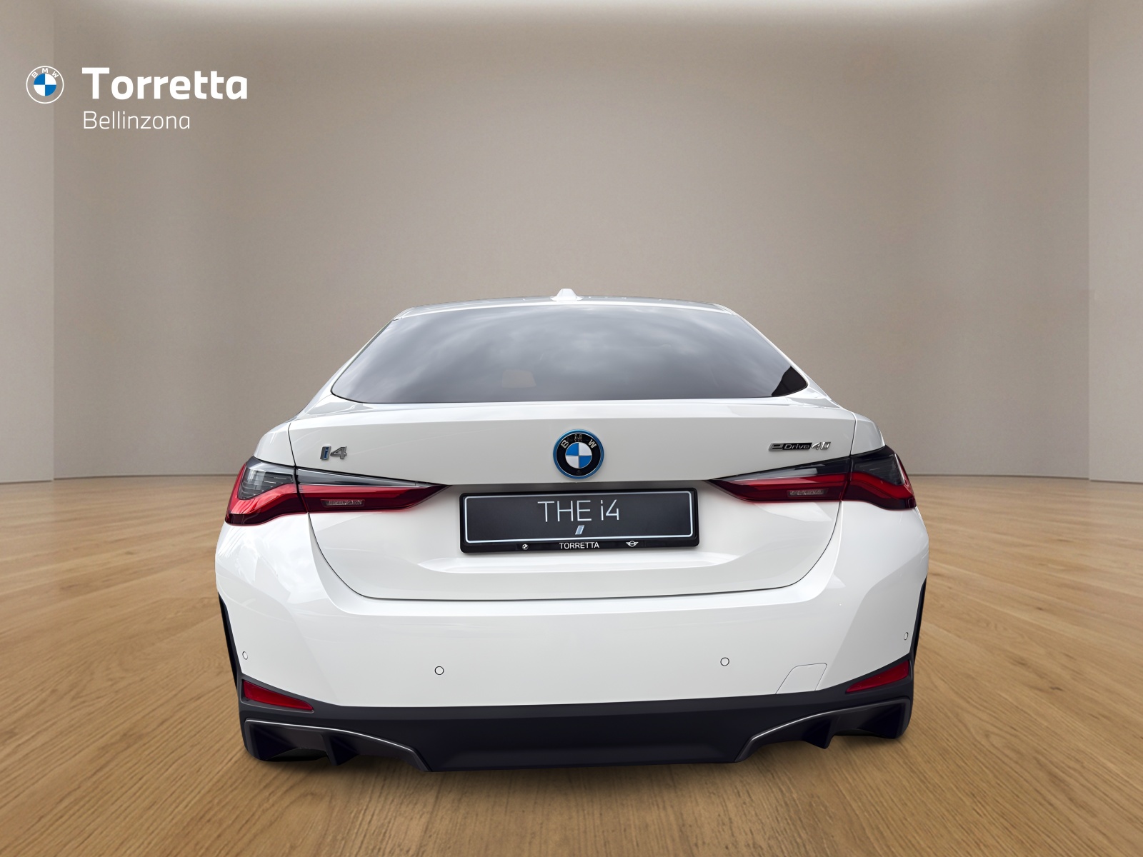 BMW i4 eDrive 40-showroom-element-3