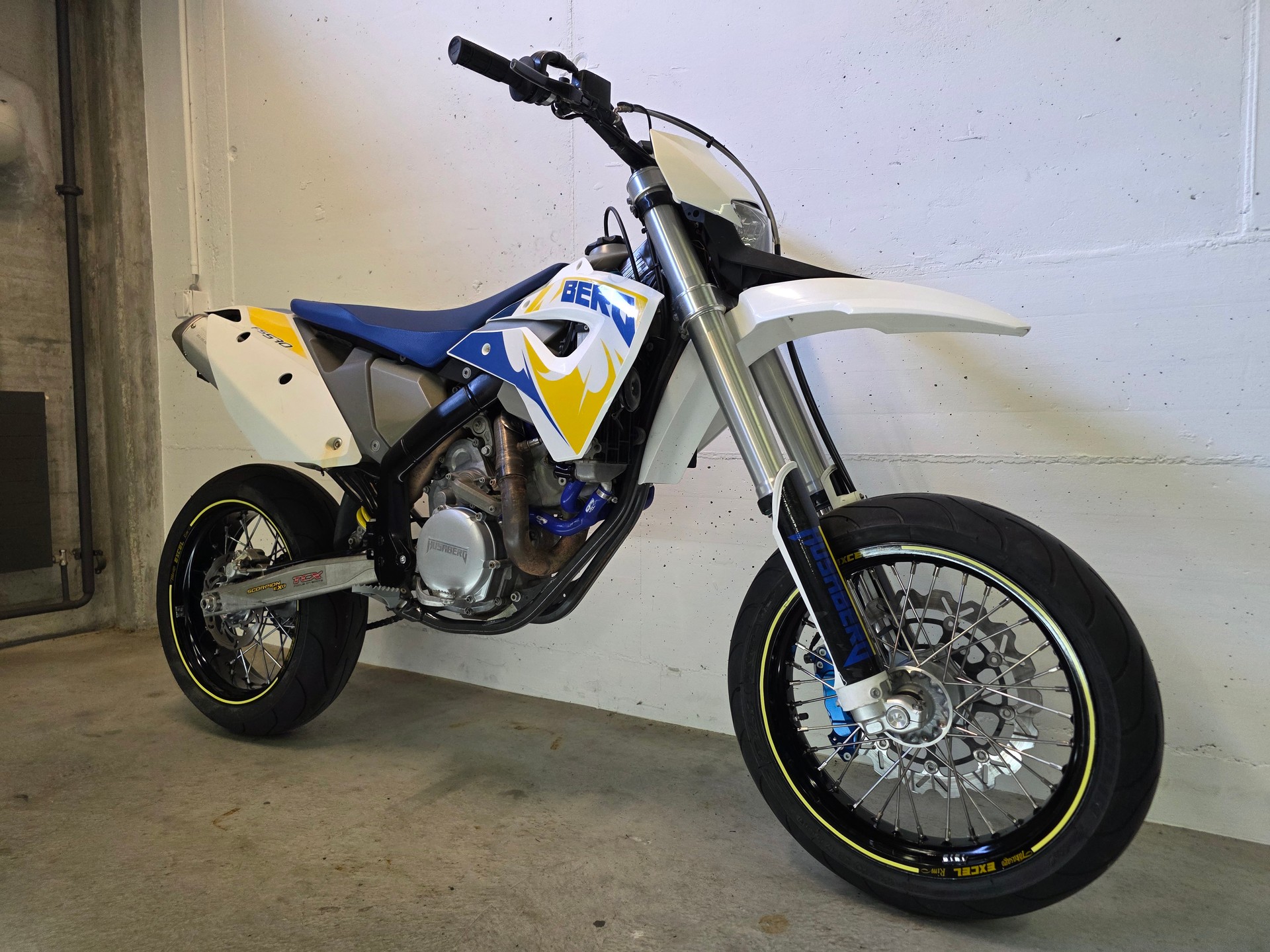 HUSABERG FS 570 Supermoto E-Start-image-3