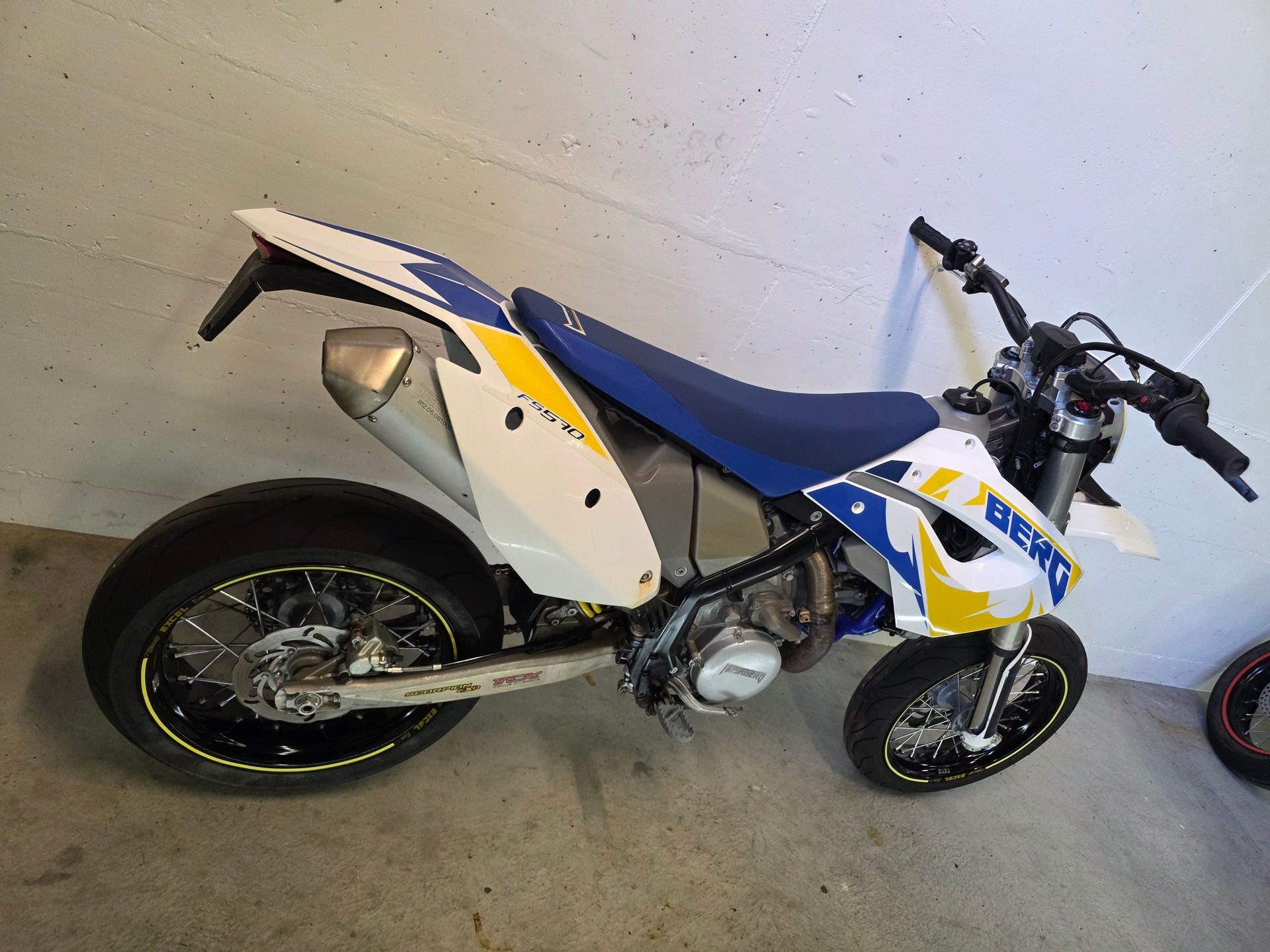 HUSABERG FS 570 Supermoto E-Start-image-2