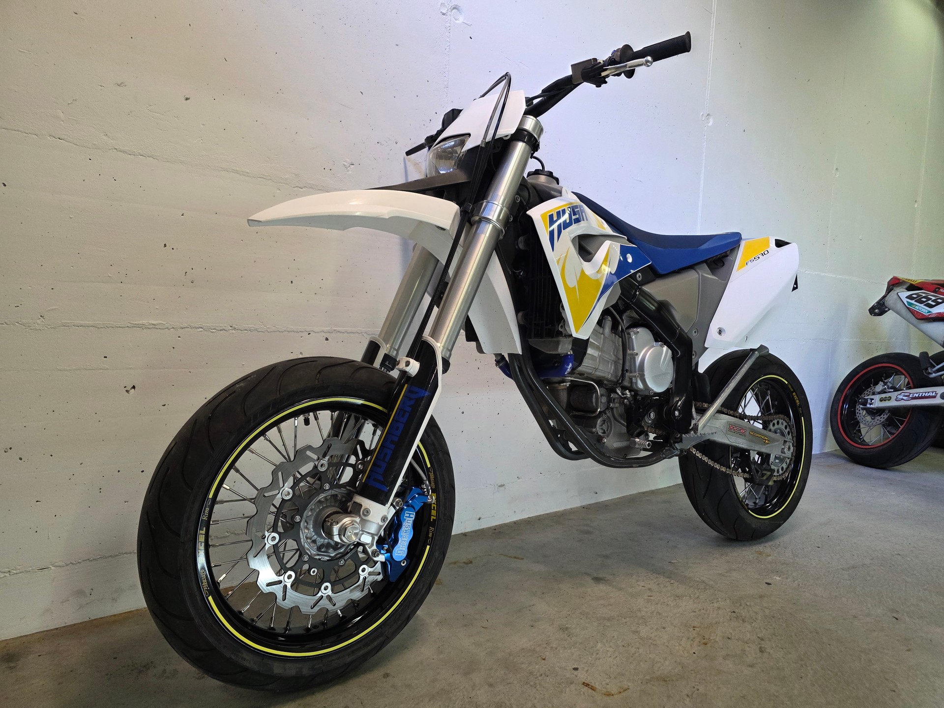 HUSABERG FS 570 Supermoto E-Start-image-8