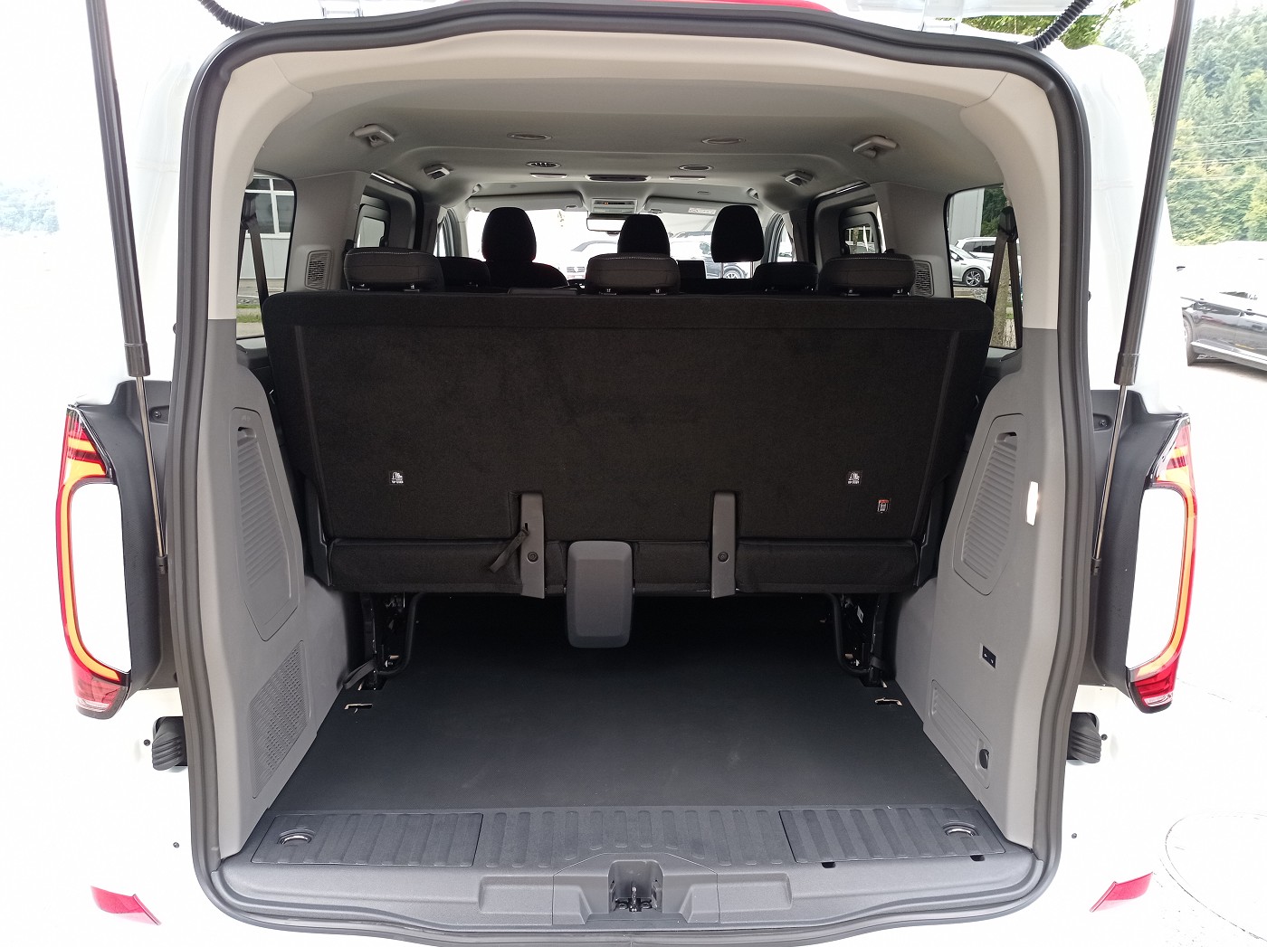 VW Caravelle 2.0 TDI Aut.8 4 Motion-image-19