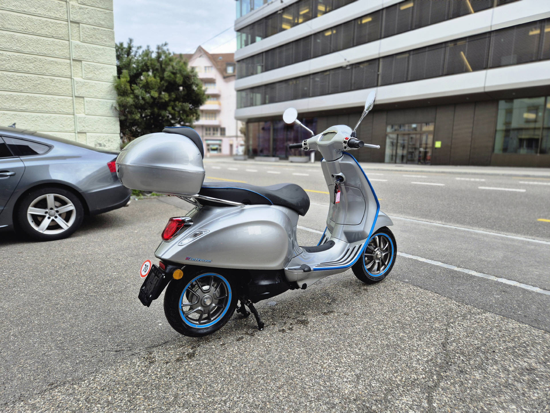 PIAGGIO Vespa Elettrica 70-image-4