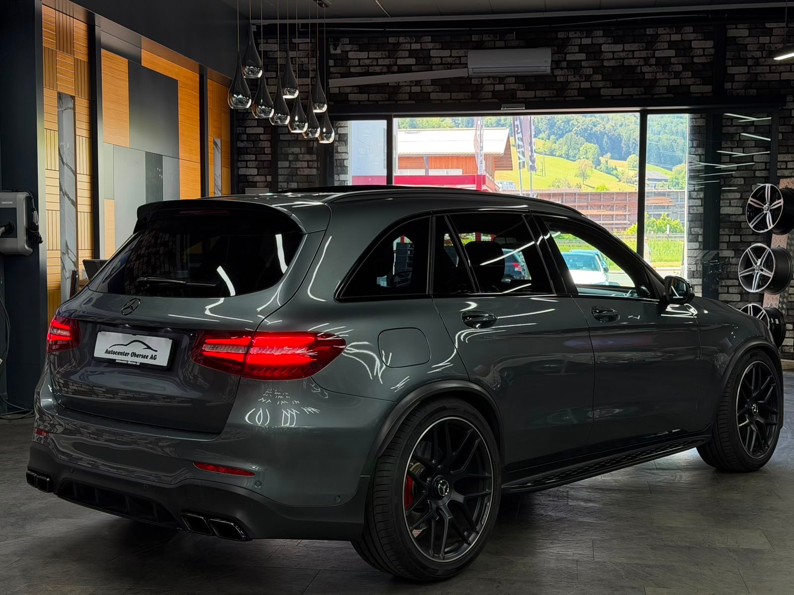 MERCEDES-BENZ MERCEDES-BENZ GLC 63 AMG Gray Limited All Black 510PS Performance 4Matic 9G-Tronic-image-5