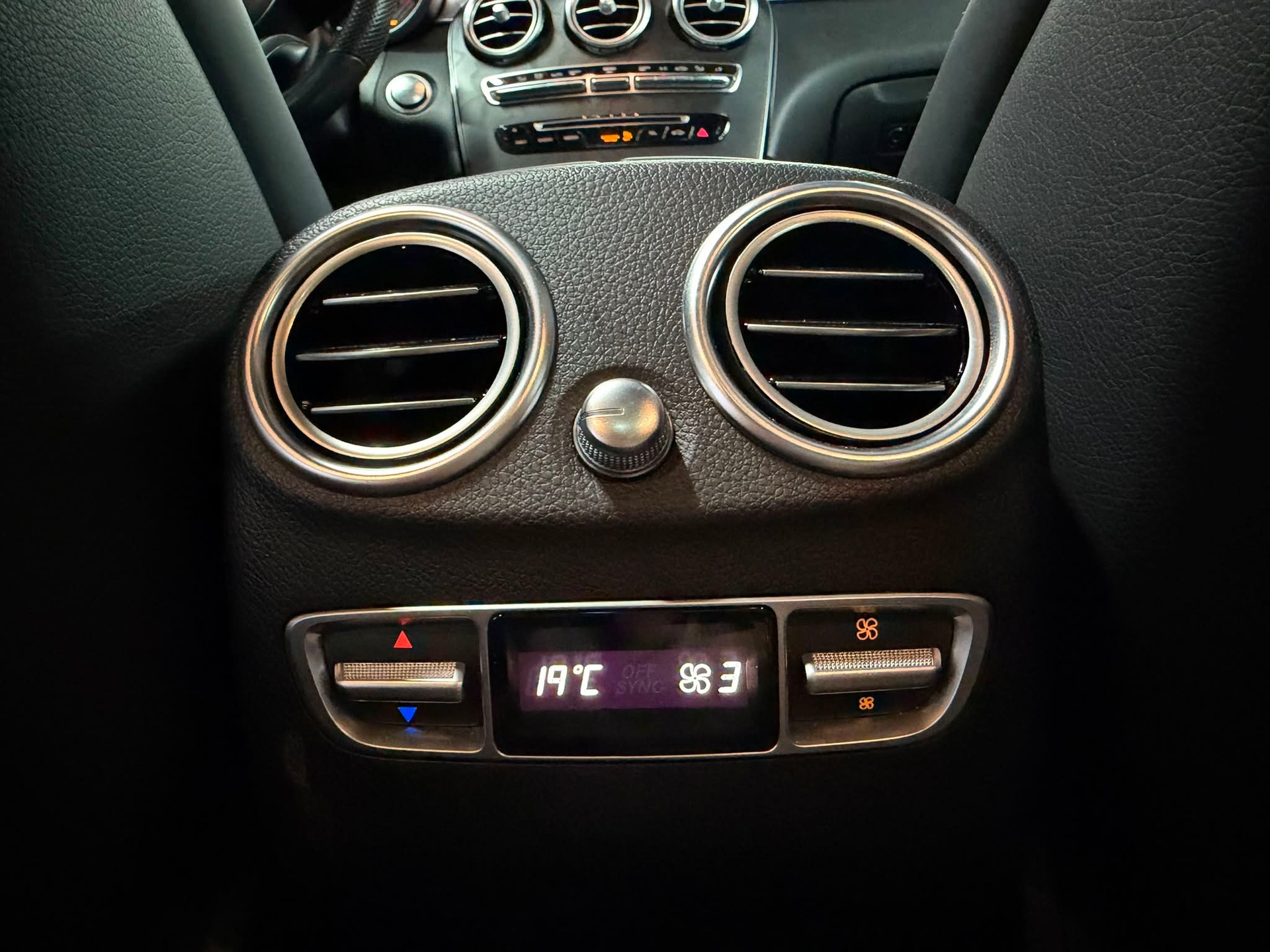 MERCEDES-BENZ MERCEDES-BENZ GLC 63 AMG Gray Limited All Black 510PS Performance 4Matic 9G-Tronic-image-26