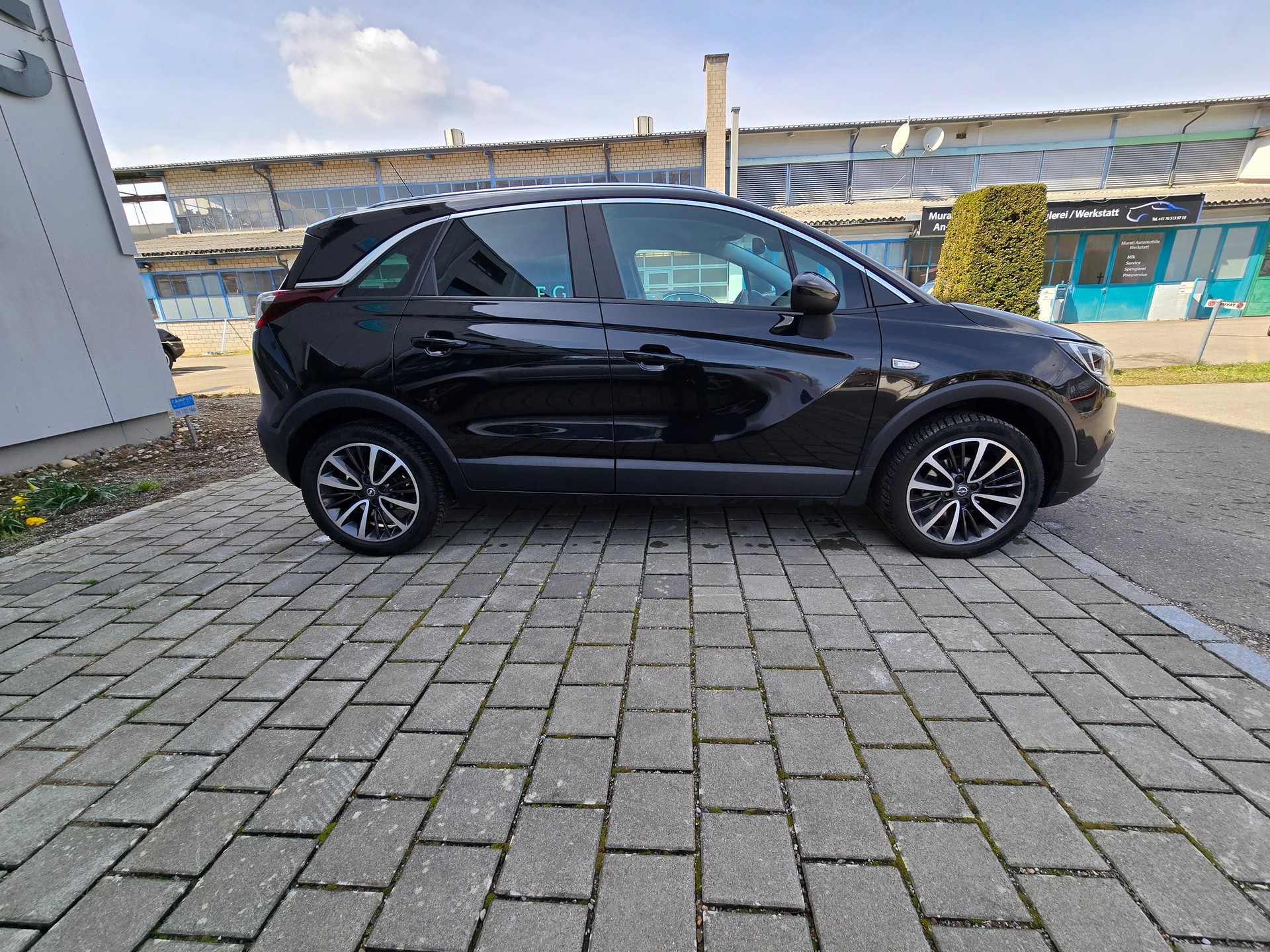 OPEL Crossland X 1.2i Ultimate Automatik-image-3