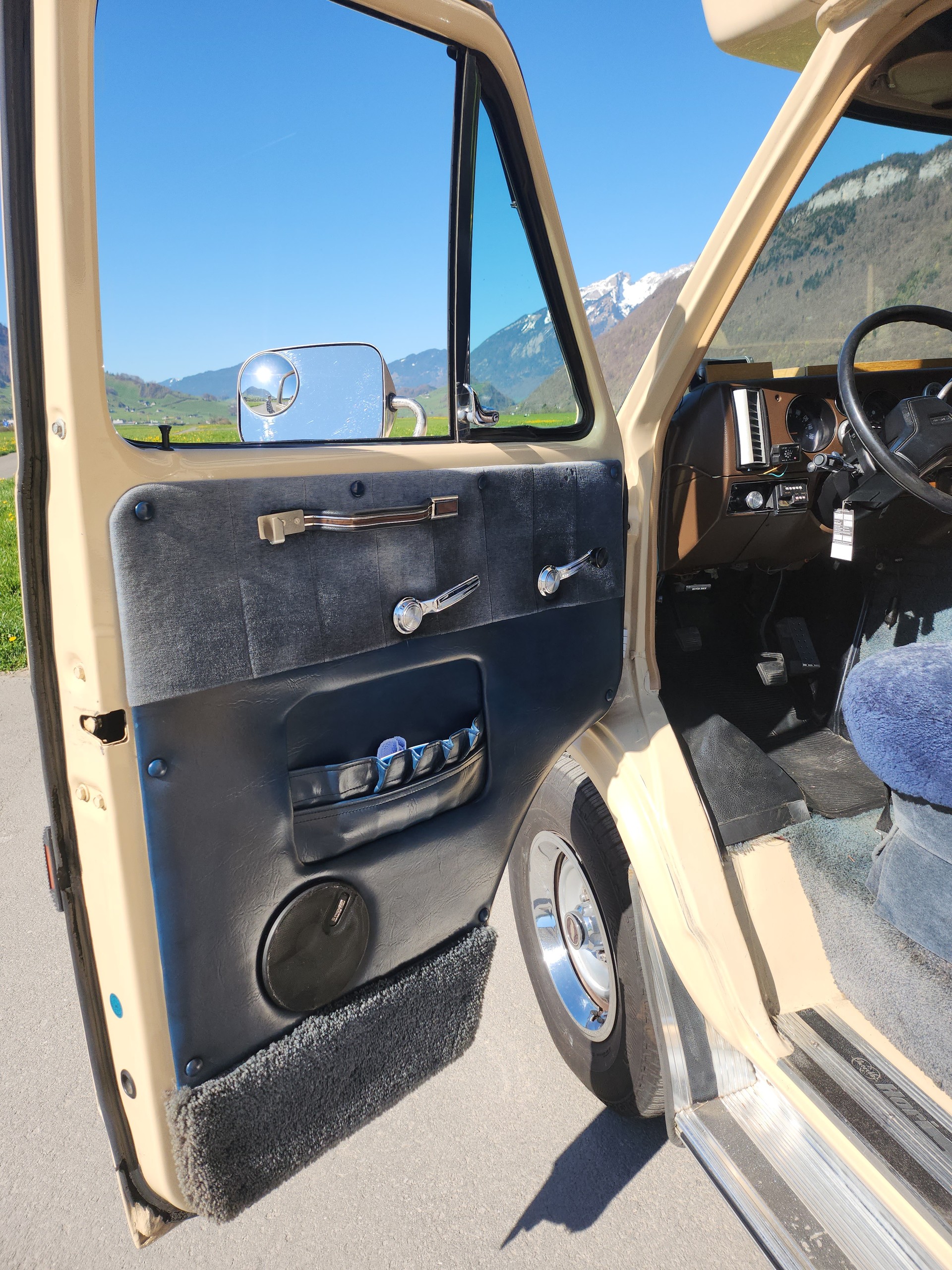 CHEVROLET G20-image-4