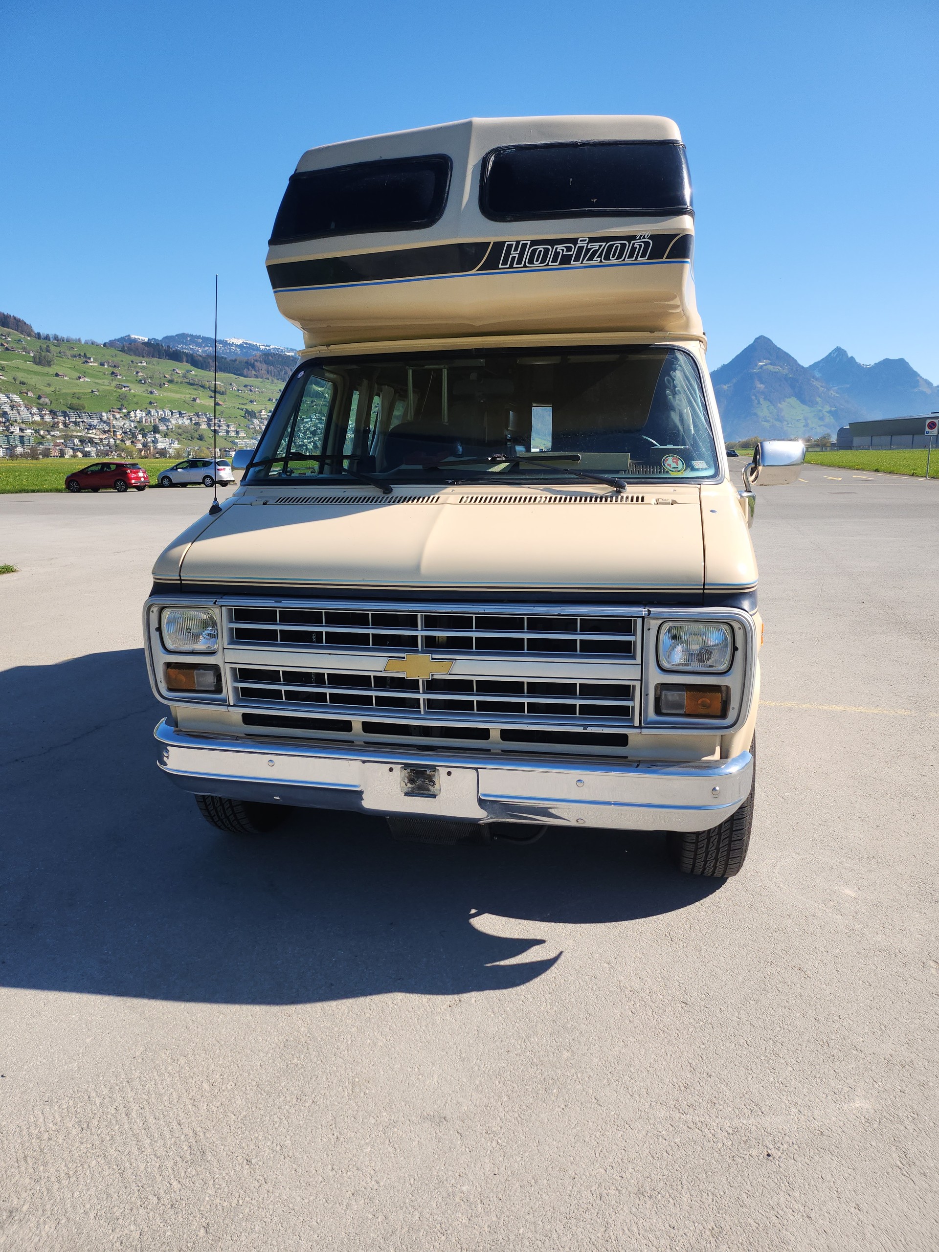 CHEVROLET G20-image-1