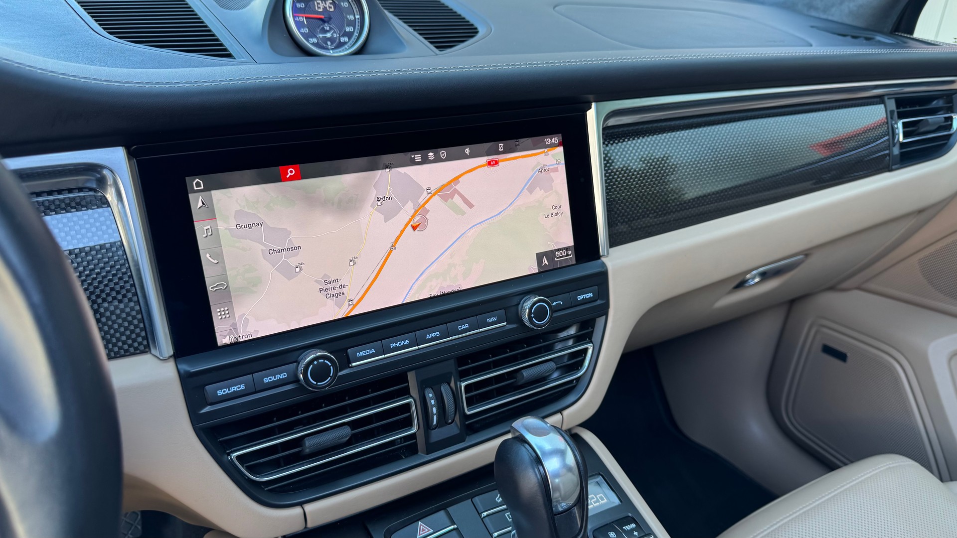 PORSCHE Macan Turbo PDK-image-15