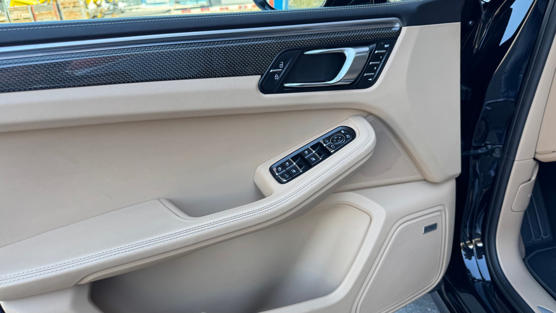 PORSCHE Macan Turbo PDK-image-20