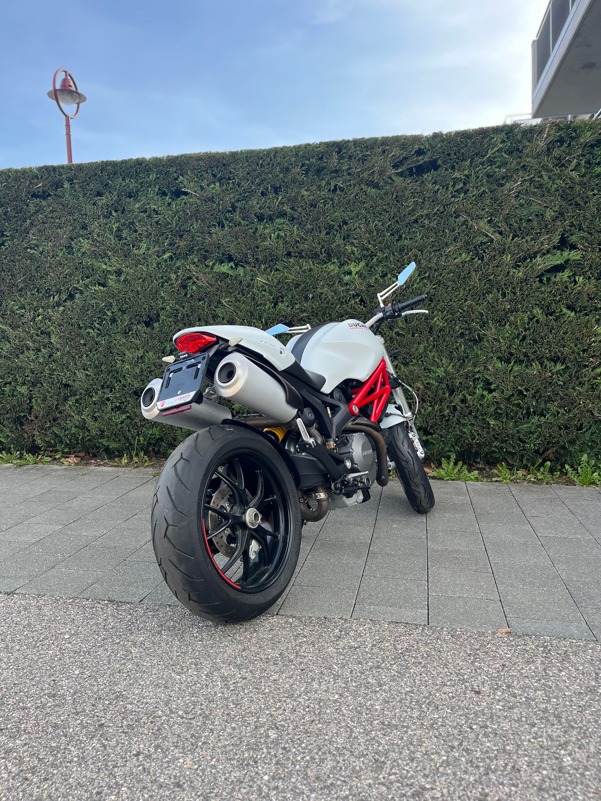 DUCATI Monster 796M ABS-image-4