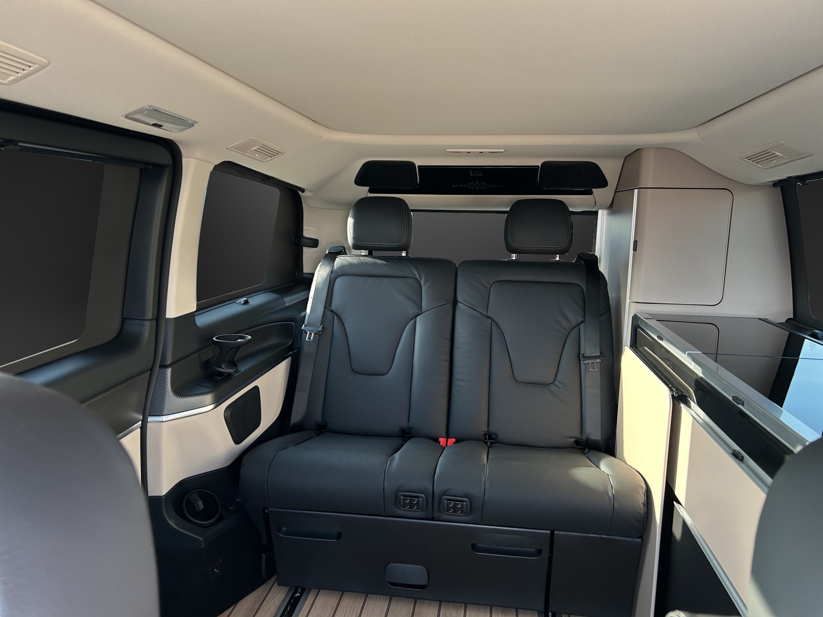 MERCEDES-BENZ Marco Polo 300 d 4M Automat-image-10