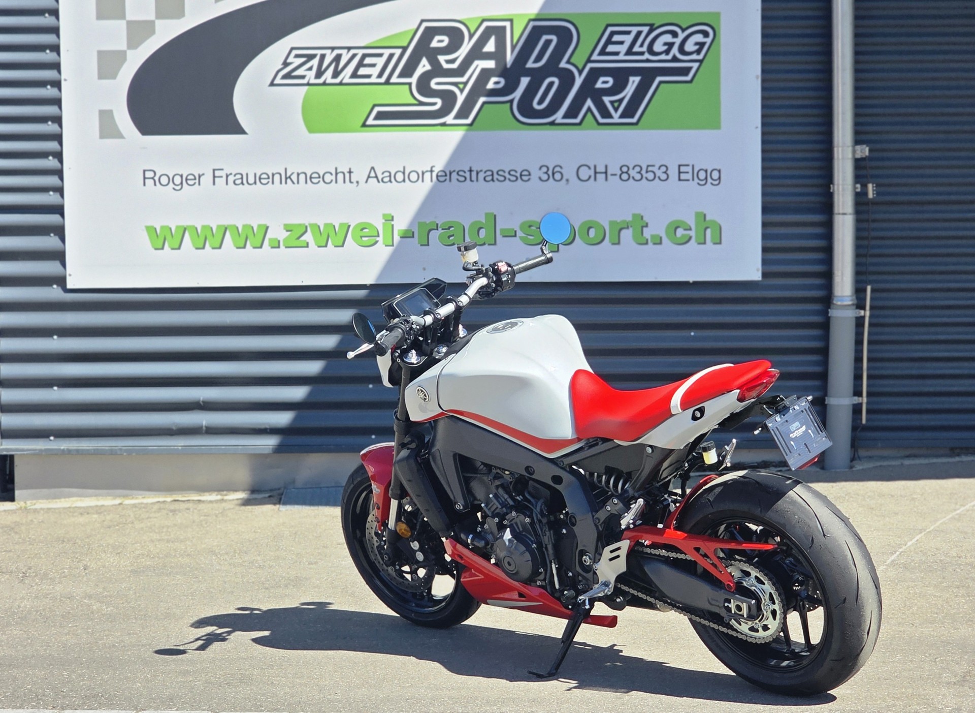 YAMAHA MT-09-image-2
