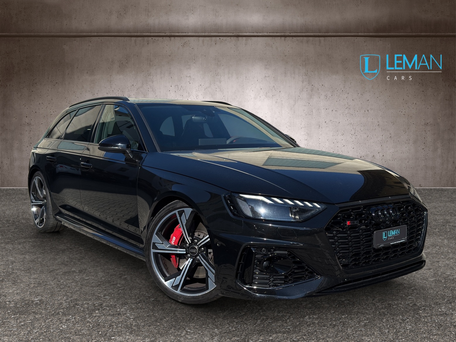 AUDI RS4 Avant quattro tiptronic-image-2