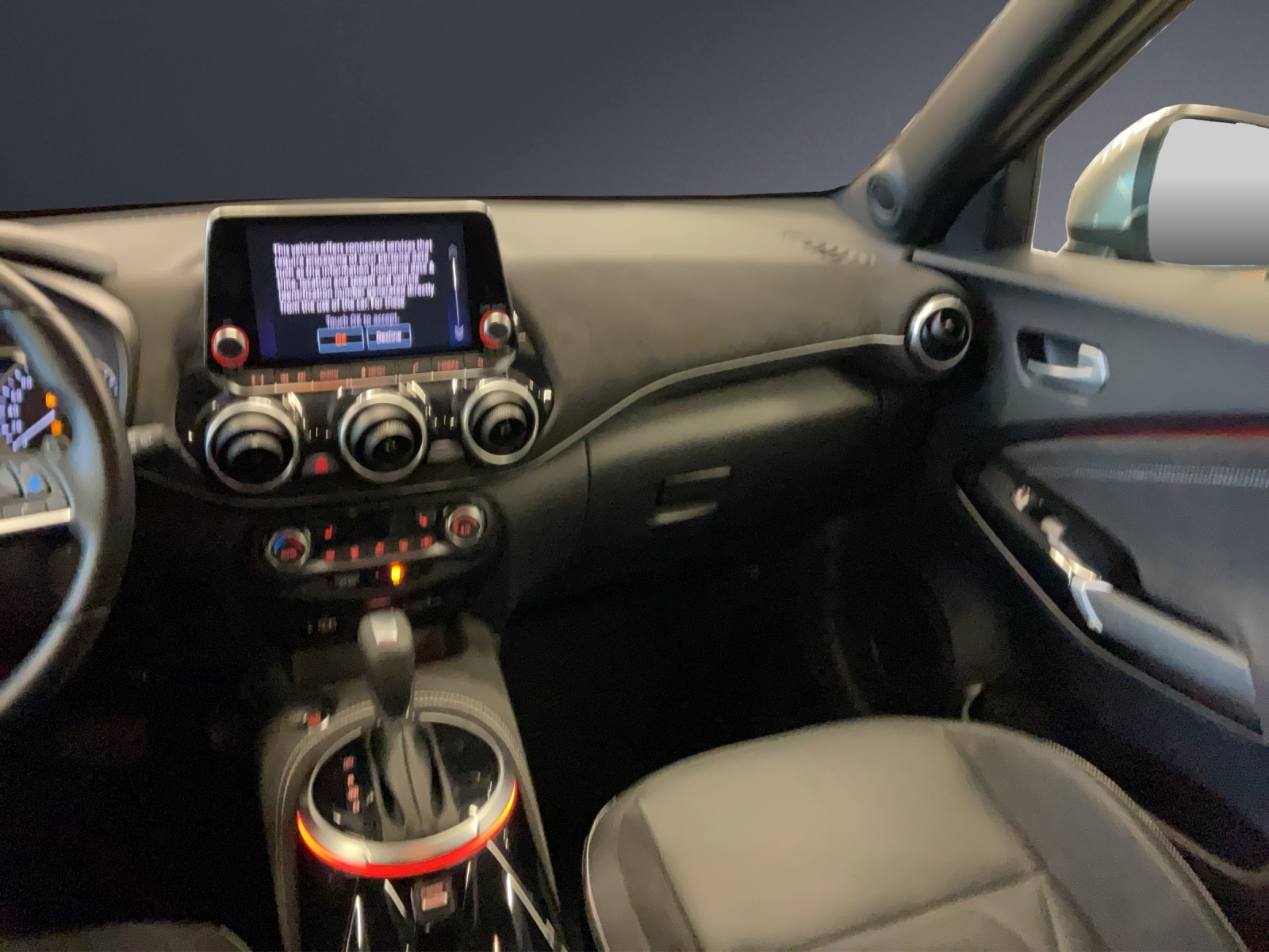 NISSAN Juke 1.0 DIG-T N-Des. DCT-image-10