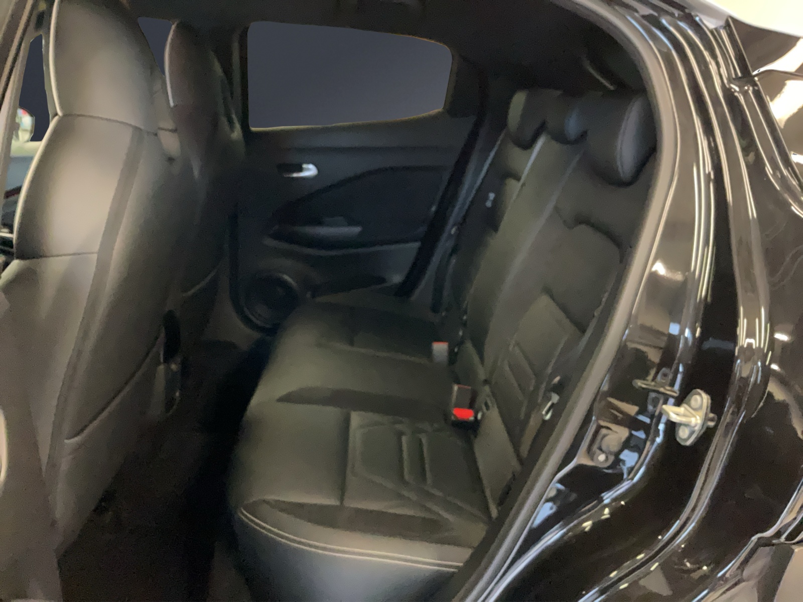 NISSAN Juke 1.0 DIG-T N-Des. DCT-image-11