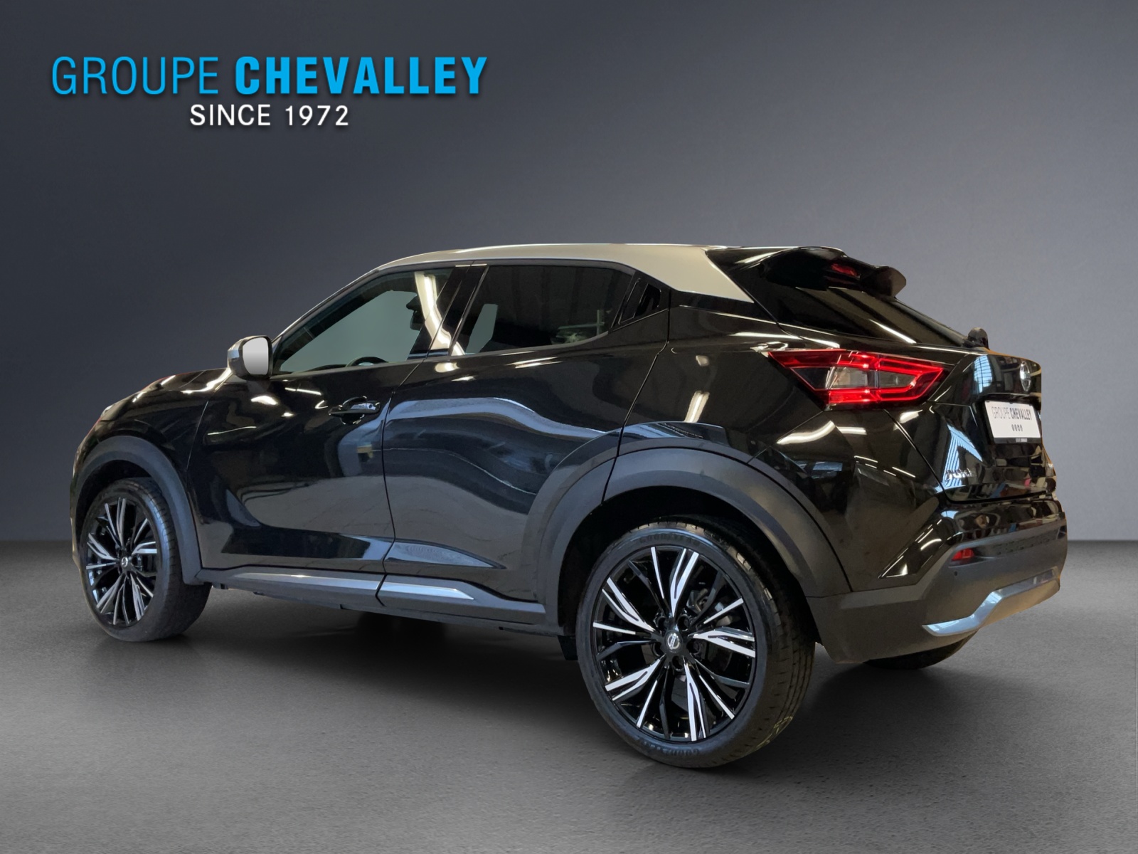 NISSAN Juke 1.0 DIG-T N-Des. DCT-showroom-element-3
