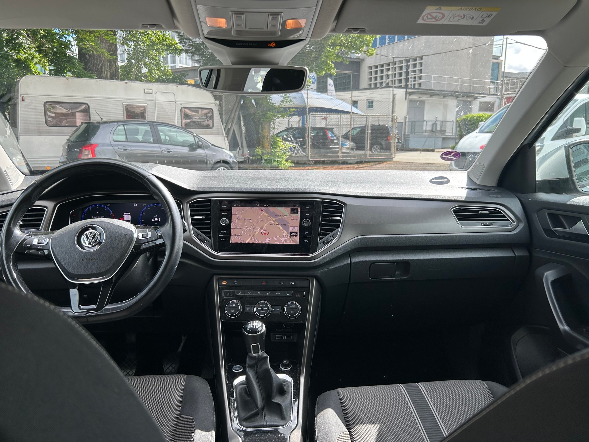 VW T-Roc 1.5 TSI EVO Advance-image-10