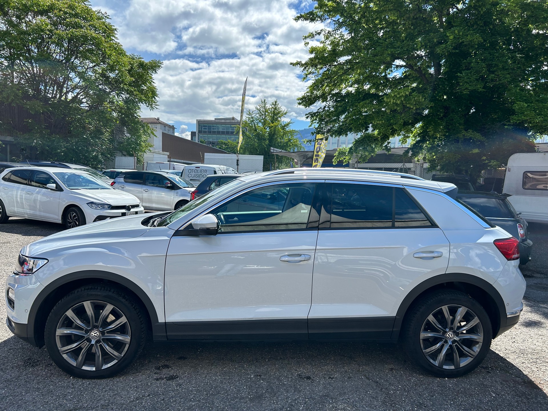VW T-Roc 1.5 TSI EVO Advance-image-3